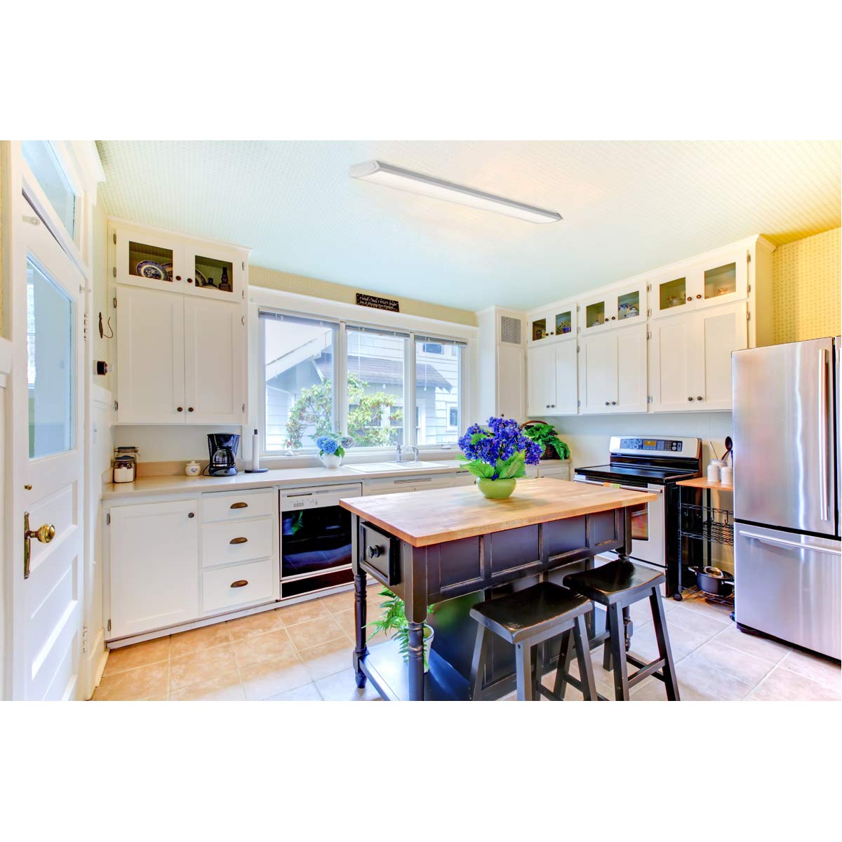 Lithonia Lighting 2 Foot Led Light Fixture, Low-Profile Led Wraparound Ceiling Light, Flush Mount, 4000K Cool White Light, 120V,