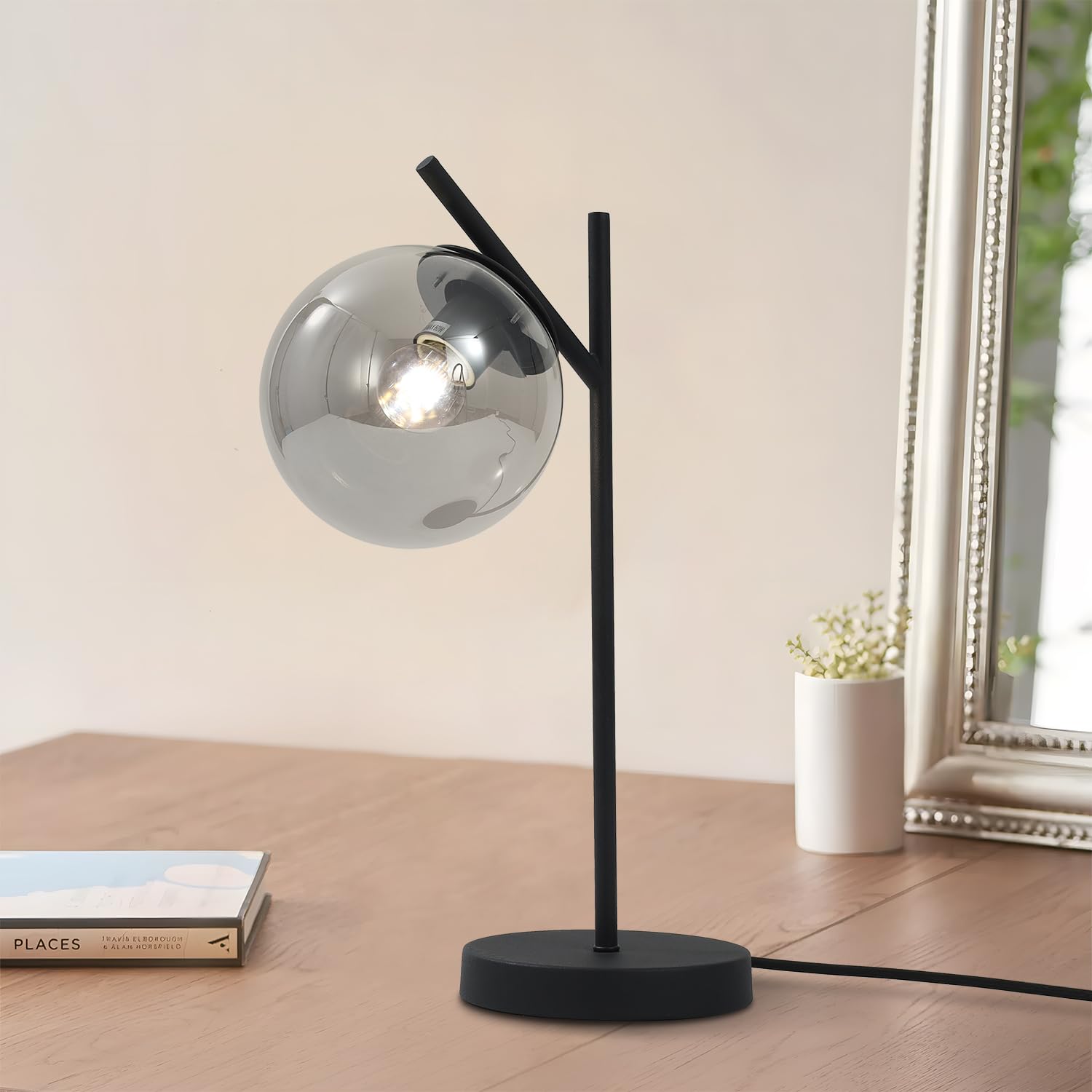 Fulesi Black Table Lamp Vintage Metal Desk Lamp Modern Nightstand Smoke Gray Glass Globe Table Lamp Nordic Bedside Table Lamp fo