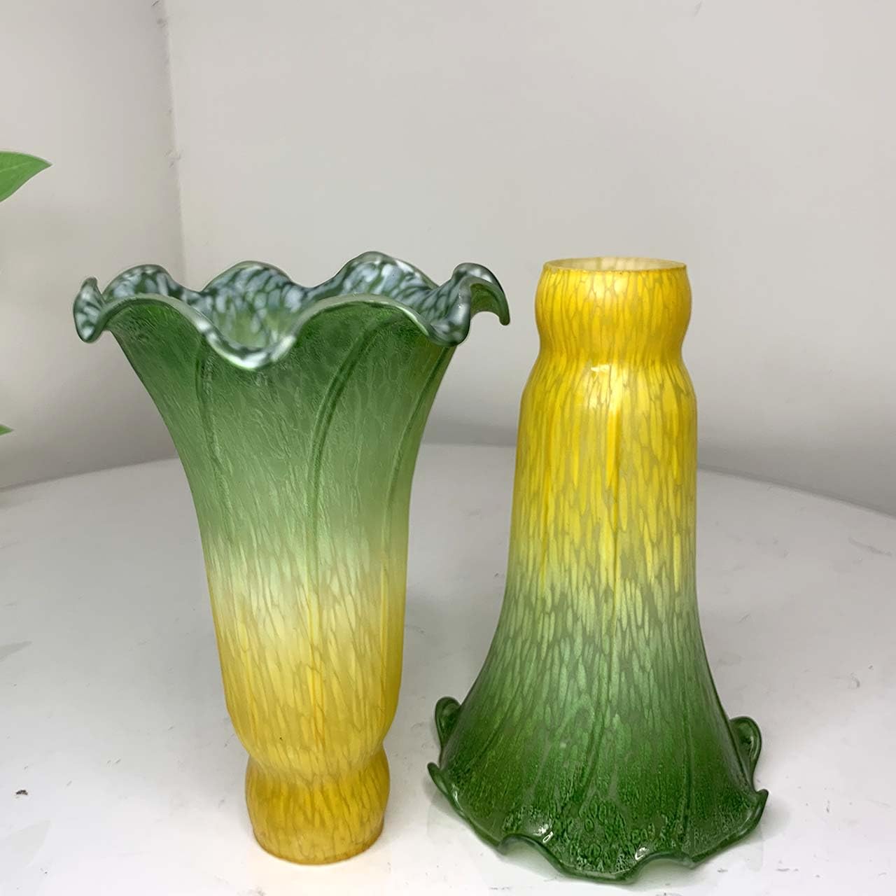 Bieye Ls15 Lily Flower Blown Glass Lampshade (Yellow Green, Opening I.D. 1.26'' X O.D. 1.5'')