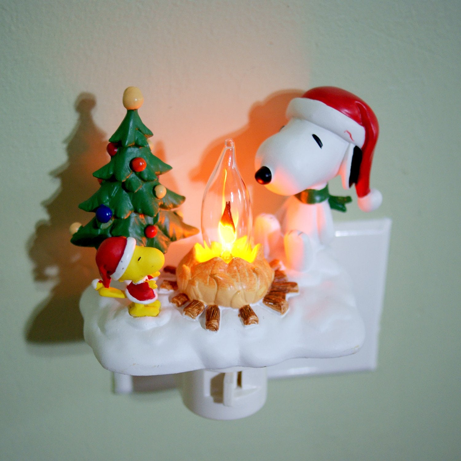 Roman Snoopy By Camp Fire 4.5 Inch Polyresin Swivel Plug Flickering Night Light