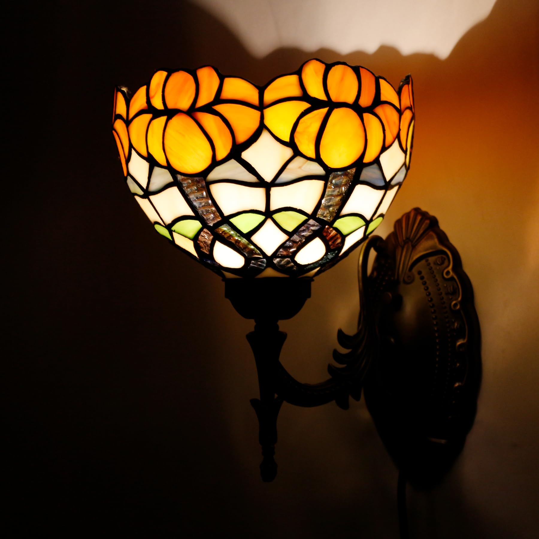 Tiffany Wall Sconce Lamp Plug In Or Hardwire Wall Light With 8 Inch Yellow Stained Glass Flower Lampshade 8X10.5X11 Inch, Base F