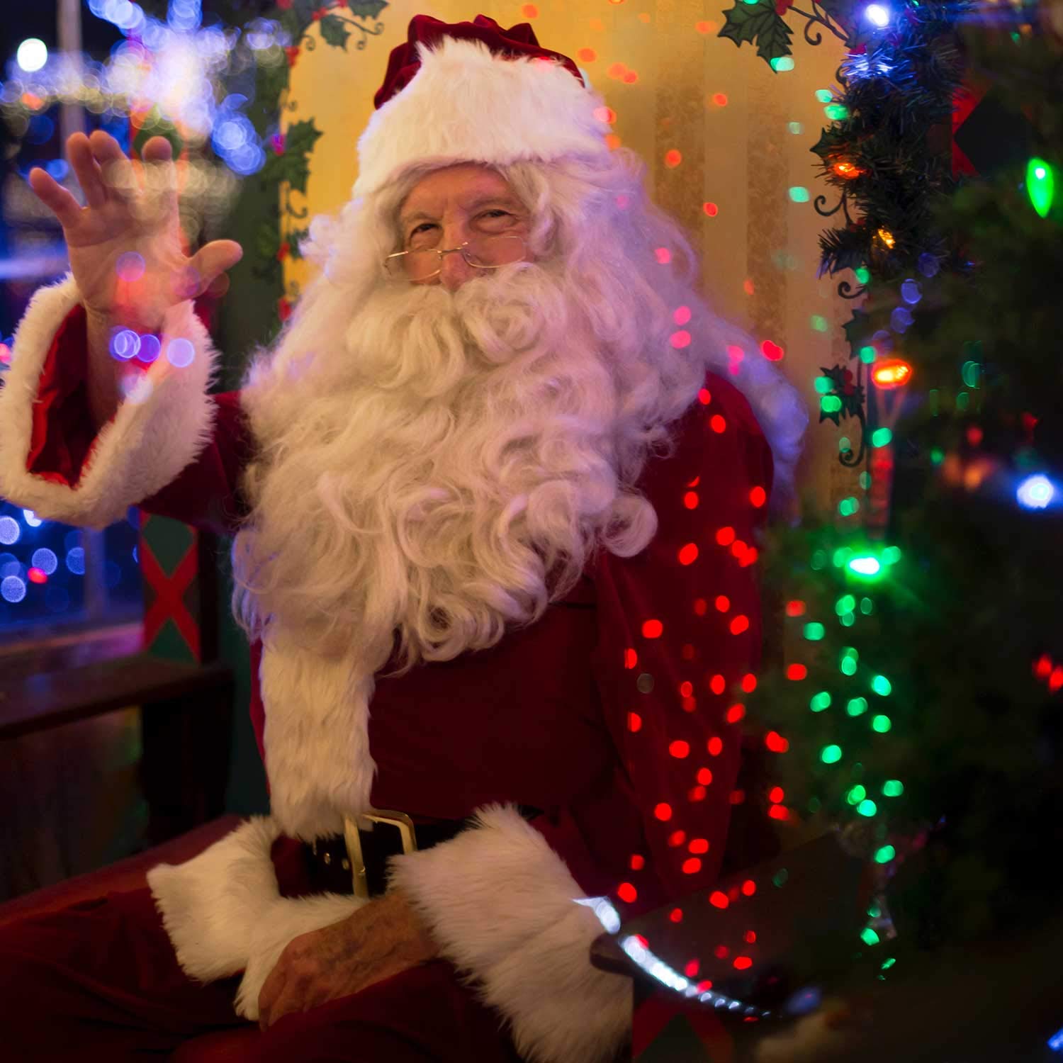 Brightown 25 Pack Led C9 Multicolor Replacement Christmas Light Bulbs, Commercial Grade Dimmable Holiday Bulbs, Strawberry Bulbs, Fits In C9/E17 Base Sockets (25 Pack, Multi-Colored)