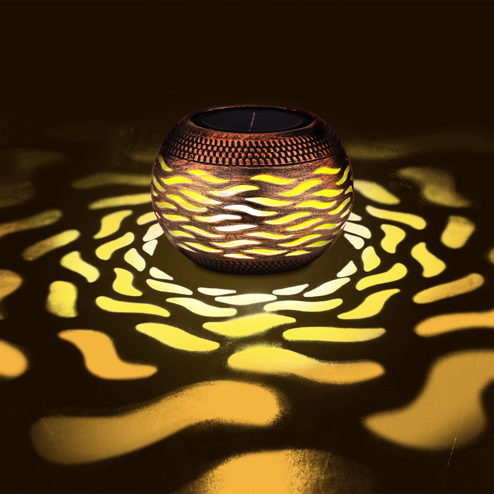 Waterproof 2-Pack Retro Metal Solar Lanterns For Outdoor - Decorative Cut-Out Garden Lights With Warm Glow, Patio/Yard/Pathway D