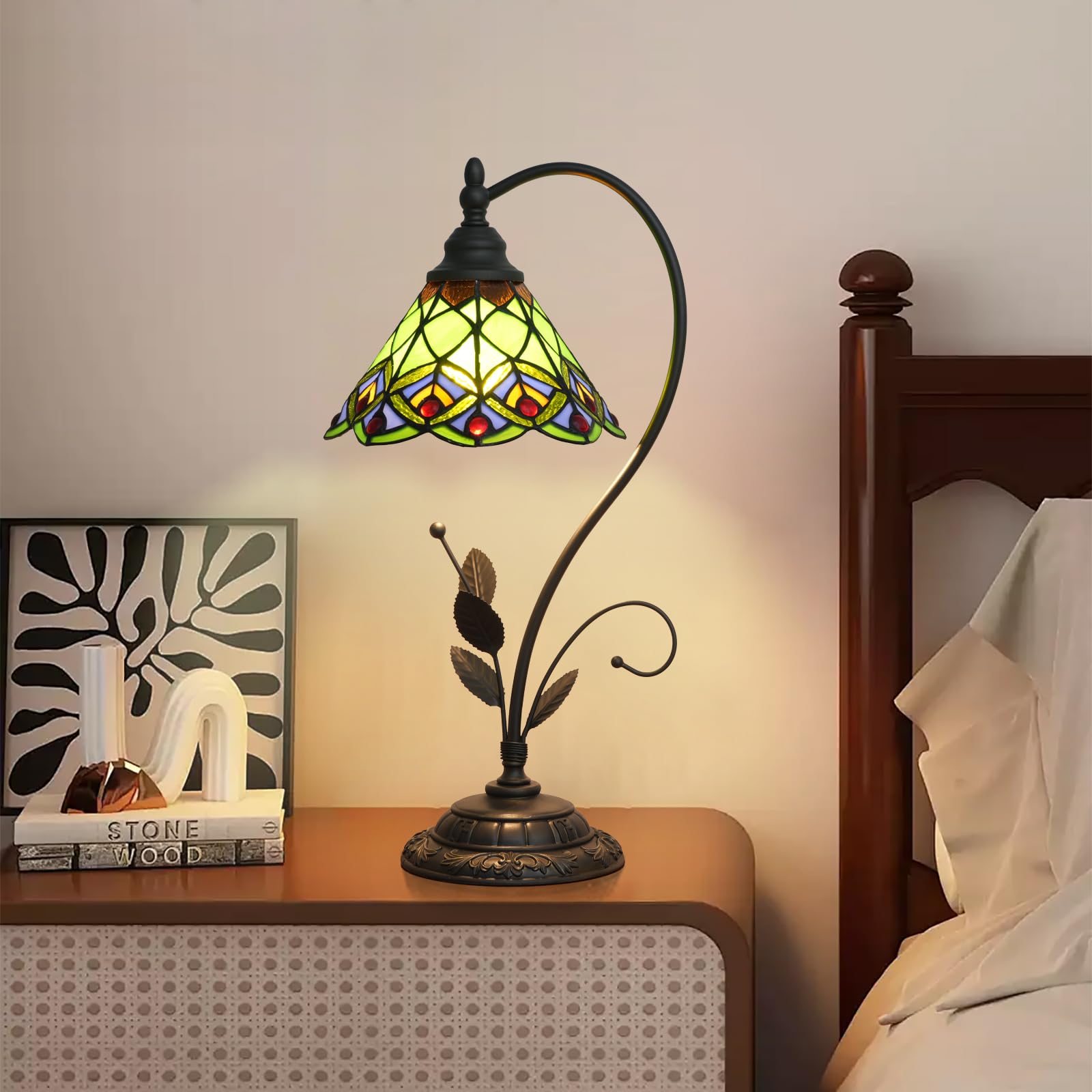 Blivuself Tiffany Table Lamp Green Peacock Tail Stained Glass Lamp Tiffany Style S Leaves Vintage Desk Light for Bedside Living Room Office Dormitory Dining Room