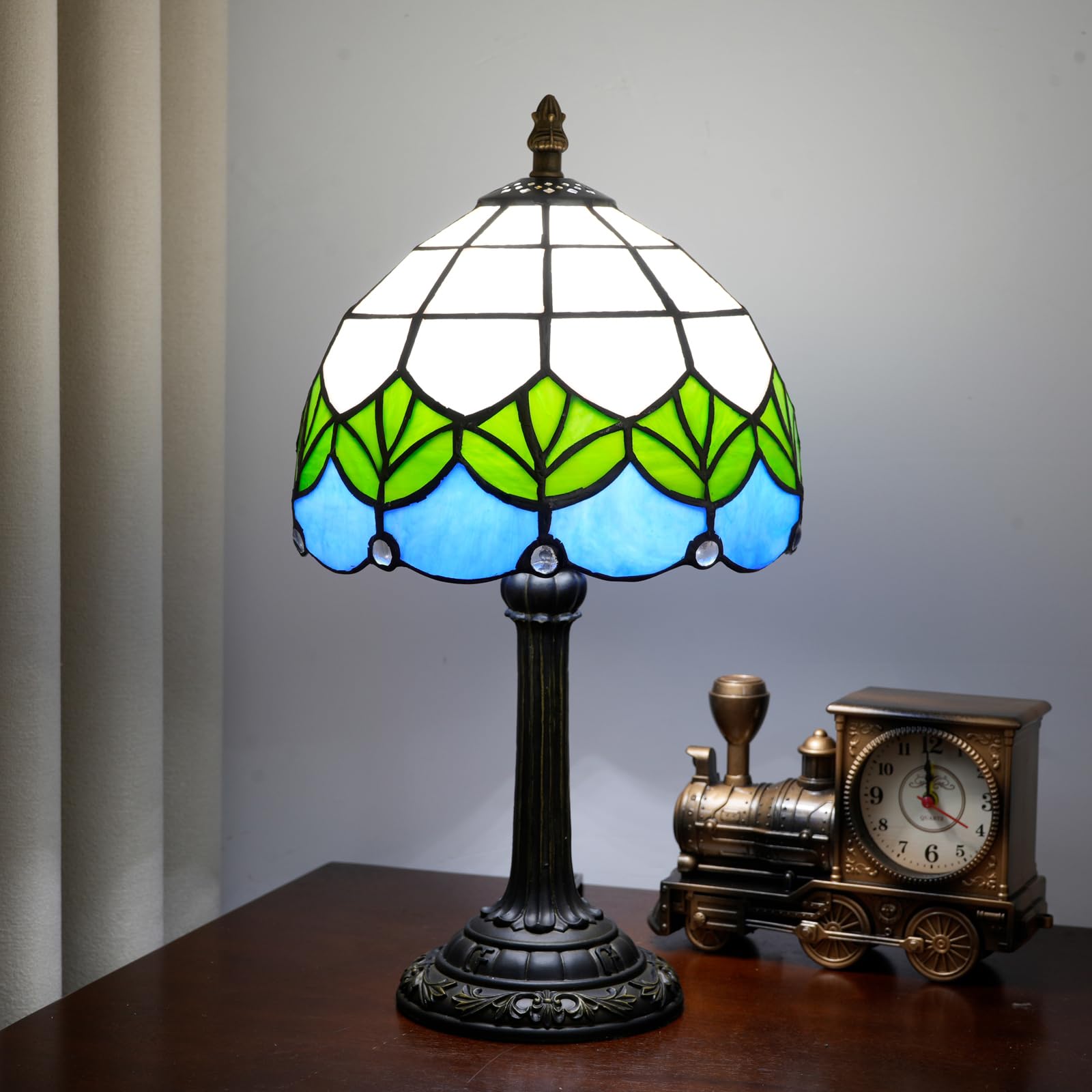TIFLRIS 8inch Green Leaf Style Tiffany Small Table lamp Stained Glass Table Lamps Cute and Unique Bedside Table lamp Living Room