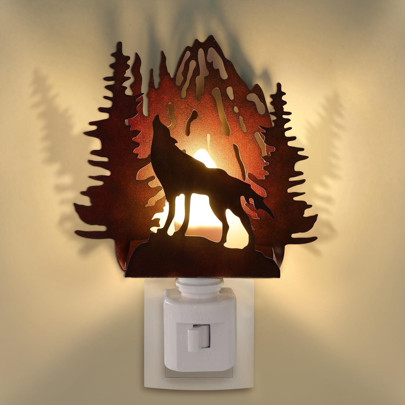 Tuanse Wolf Plug in Night Light Farmhouse Metal LED Night Light Decorative Vintage Novelty Lamp Decor for Holiday Bedroom Living