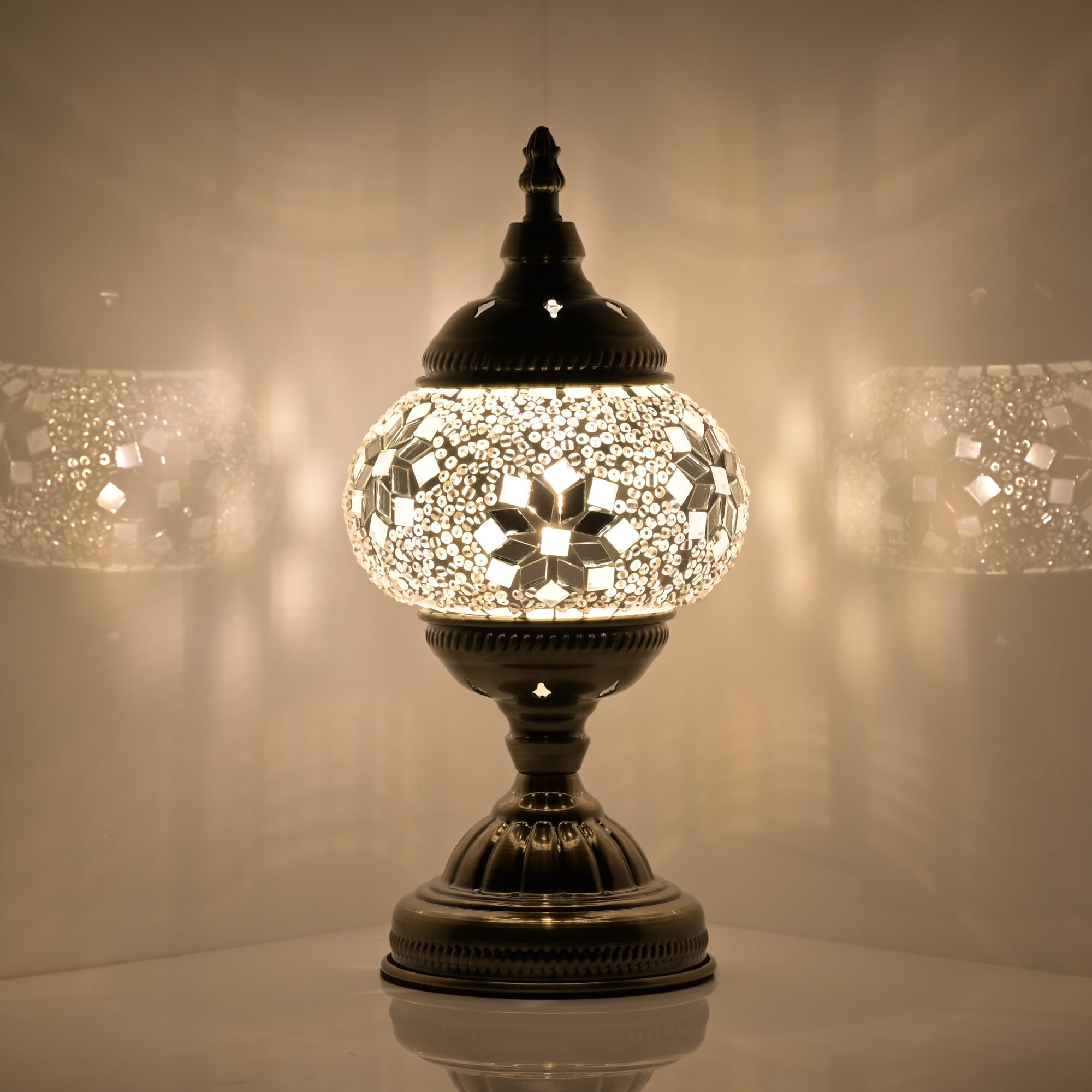 GOGERS Turkish Moroccan Table Lamp, Handmade Mosaic Glass, Tiffany Style, White Fancy, Model GS-HH-Y8