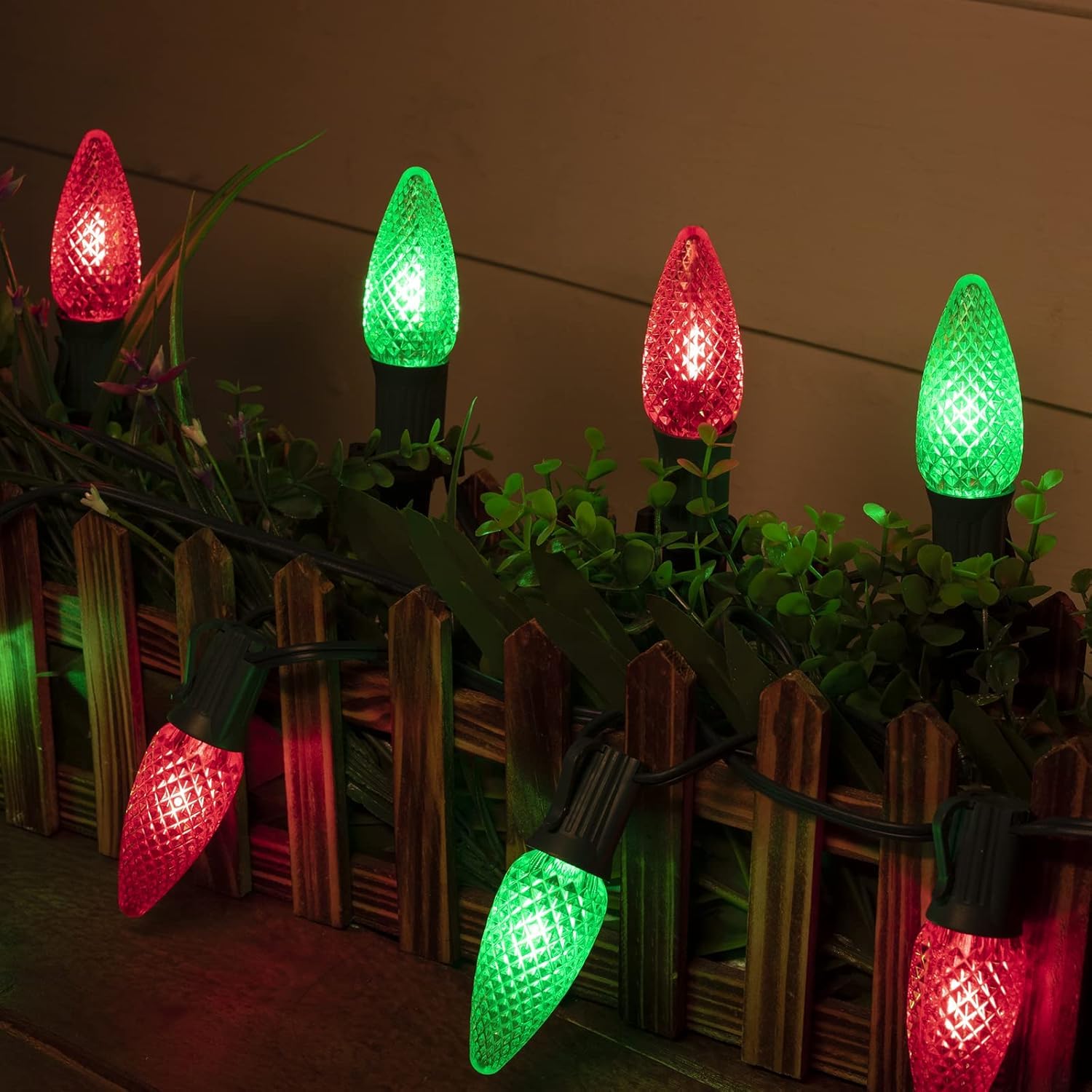 Minetom C9 LED Christmas Lights - 200 LED, 147 ft, Waterproof, 8 Modes, Red and Green, Model JT-EL/FC300V0200-C