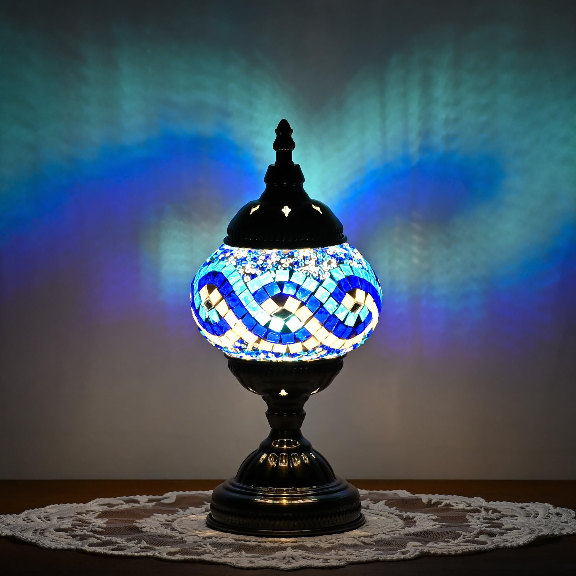 GOGERS Moroccan Table Lamp with Handmade Mosaic Glass Shade, Tiffany Style, White Multiple Blues, Model GS-HH-Y8