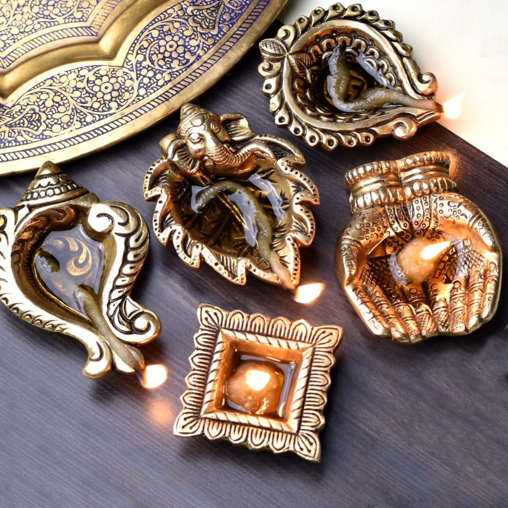 Indian-Shelf 5 Pieces Brass Kerala Diya Oil Lamp for Puja Home Decoration Items Temple Decorative Deepak Diwali Festival Gifts I