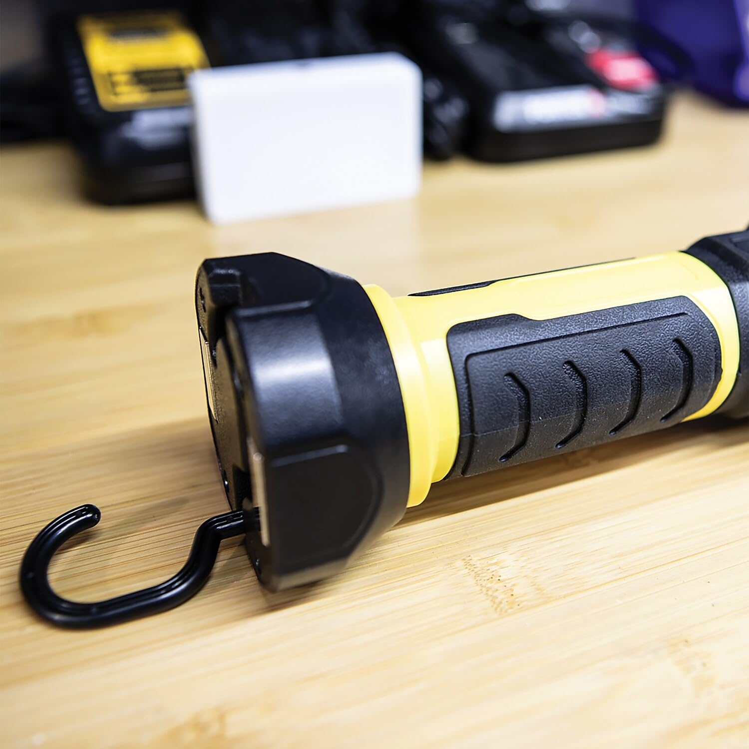 Dorcy 41-2639 42-Inch 1,200-Lumen Cob Led Rechargeable Light Bar