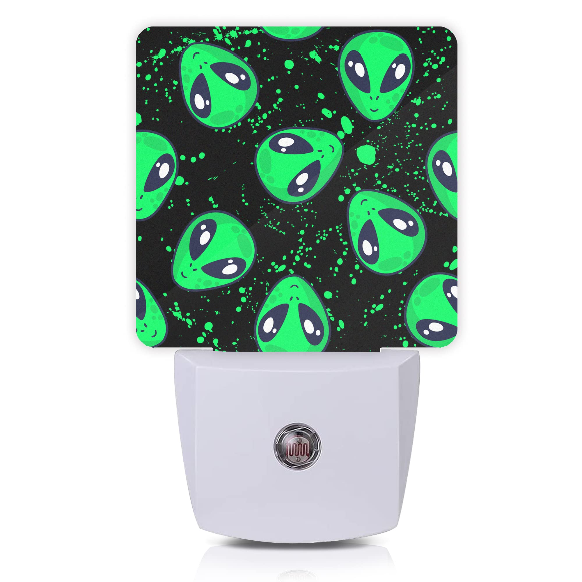 Oeaskly Alien Night Light Green Aliens Plug-In Night Lights With Dusk-To-Dawn Sensor For Bedroom  Bathroom And Living Room 0.5W Sleep Friendly Lamp For Women/Girls/Boys Gift