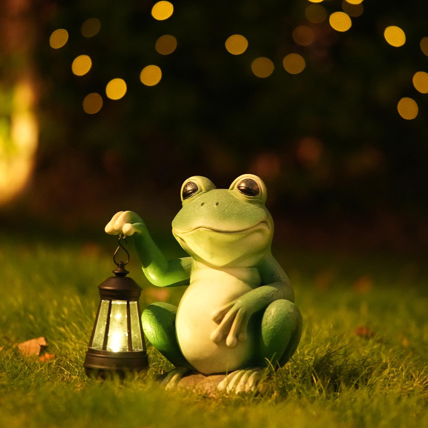 ONTALA Large Frog Garden Statue for Outdoor Decor Solar Powered Sculptures for Yard Patio Cute Animal Statues Housewarming Outdo