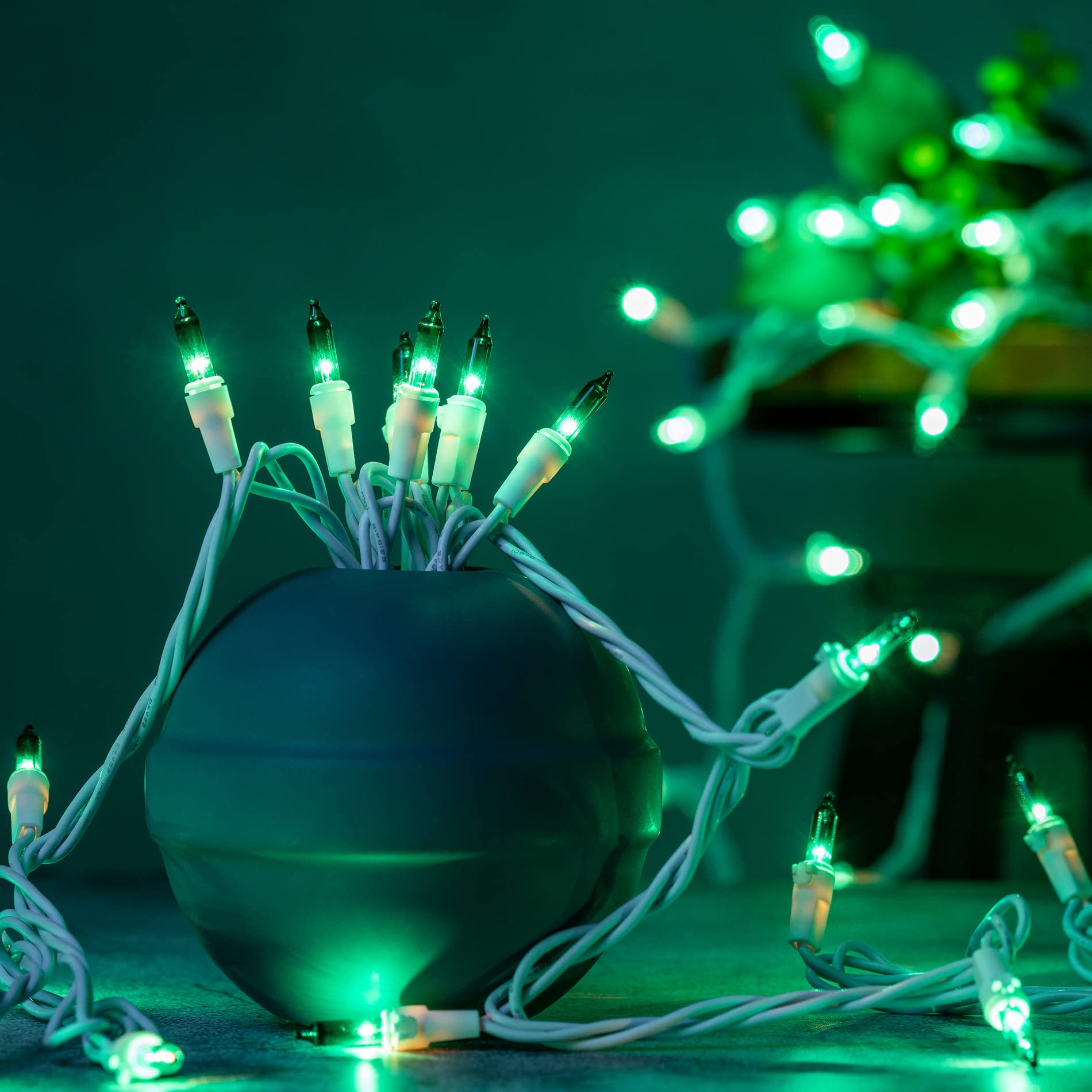 Yuletime Green Christmas Lights, 66Ft 200 Count, Ul Certified, Incandescent Mini Light Set, Model Dds-L-100E/2F, Pack Of 2 Sets