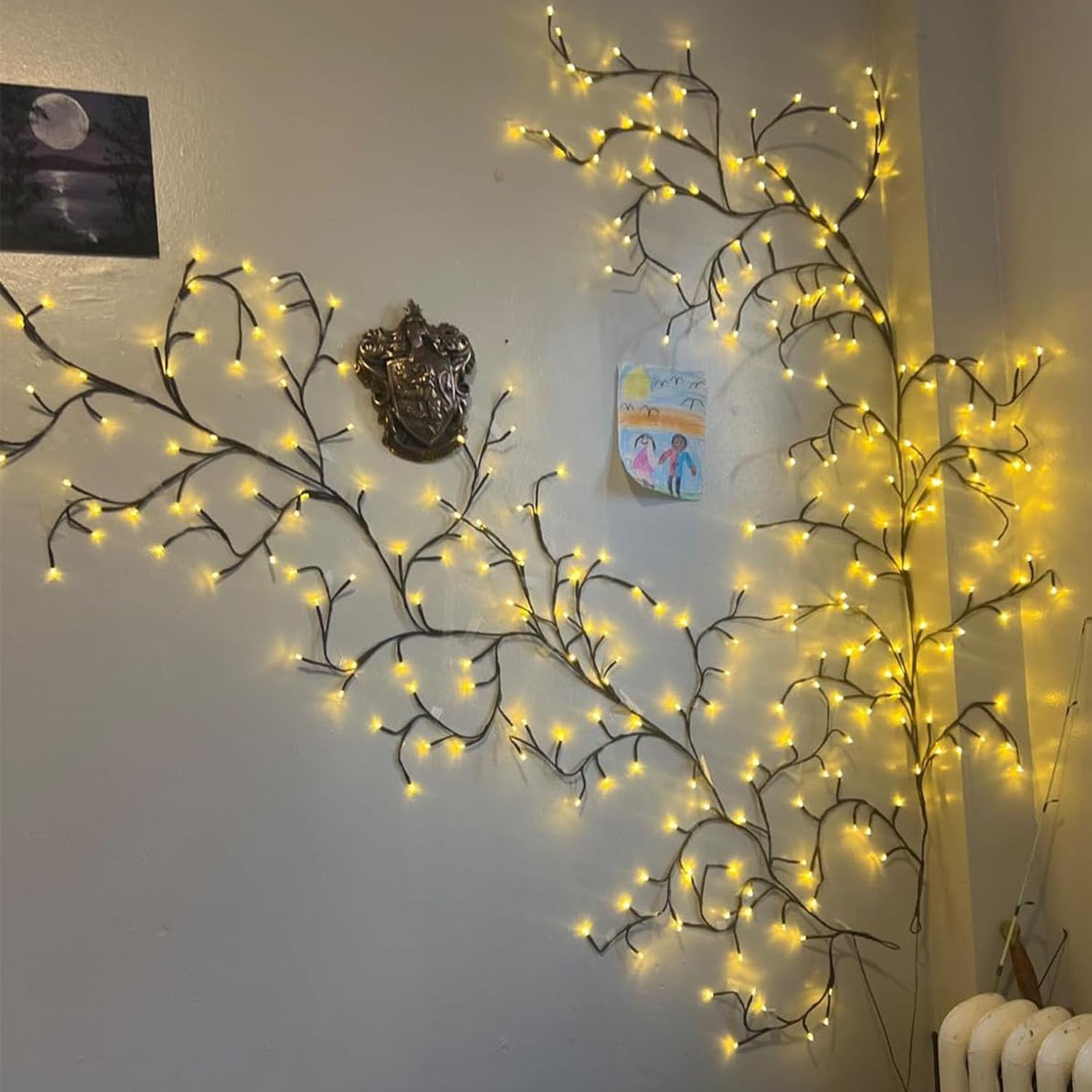 NIDISETPJAS Enchanted Willow Vine Lights, 18 Branches, 144 LEDs, Brown, Model JT-EL/FC045V0800, Indoor Christmas Decor