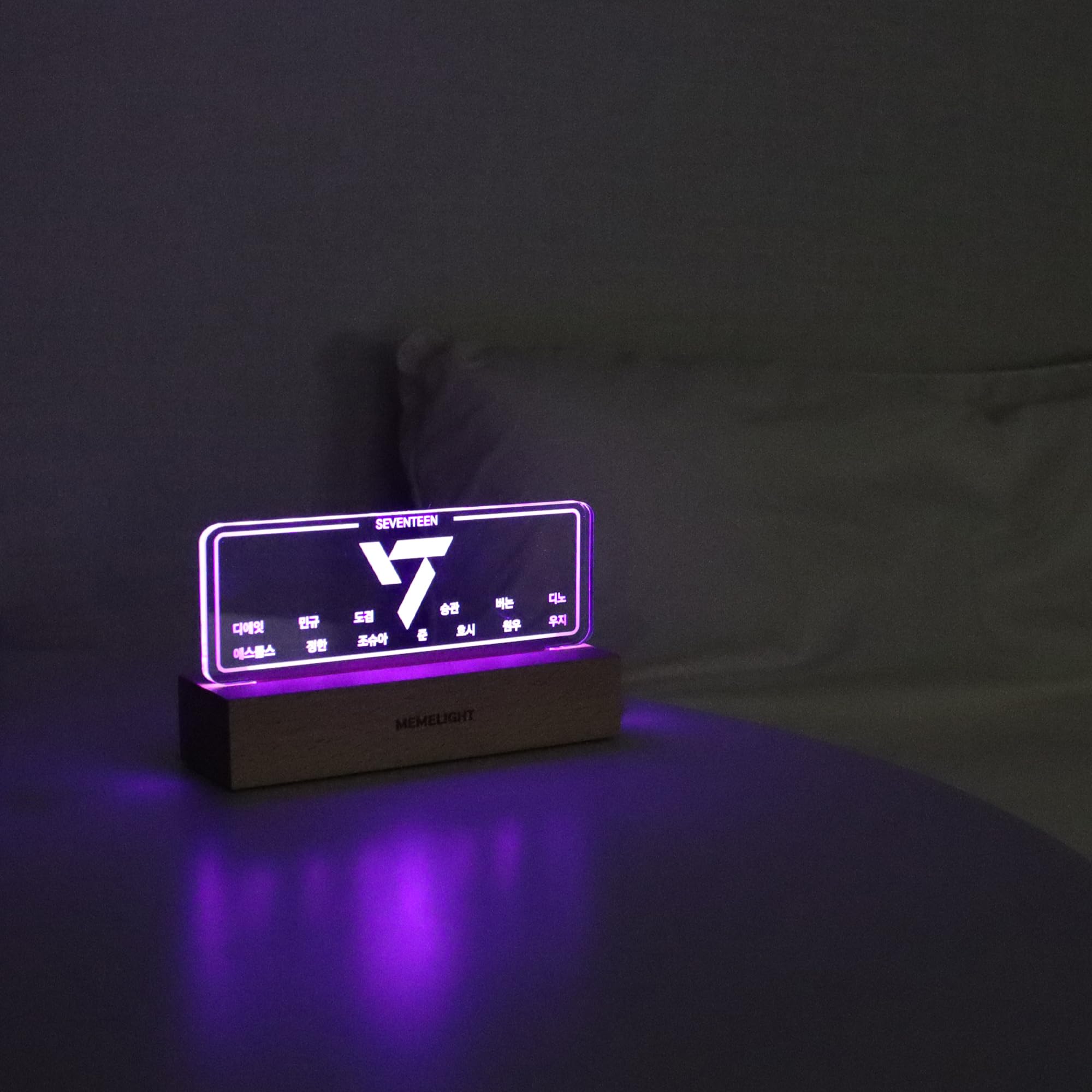 MEMELIGHT Seventeen Night Light, Kpop Lamp, 7 RGB Colors, Dimmer, Wood, 8.3 x 4.2 x 1.7 inches, Multicolor,