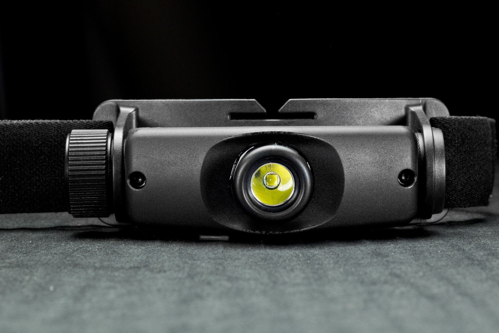 SureFire Maximus 1000 Lumen Rechargeable LED Headlamp HS3-A-BK Black with Lumintrail Keychain Light
