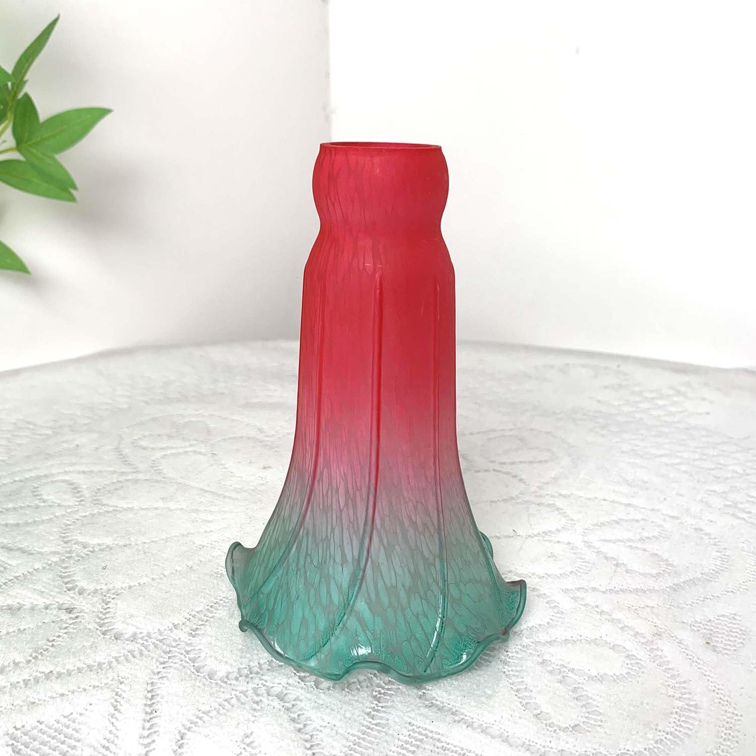 Bieye Ls70 Lily Flower Blown Glass Lampshade (Red Cyan, Opening I.D. 1.26'' X O.D. 1.5'')