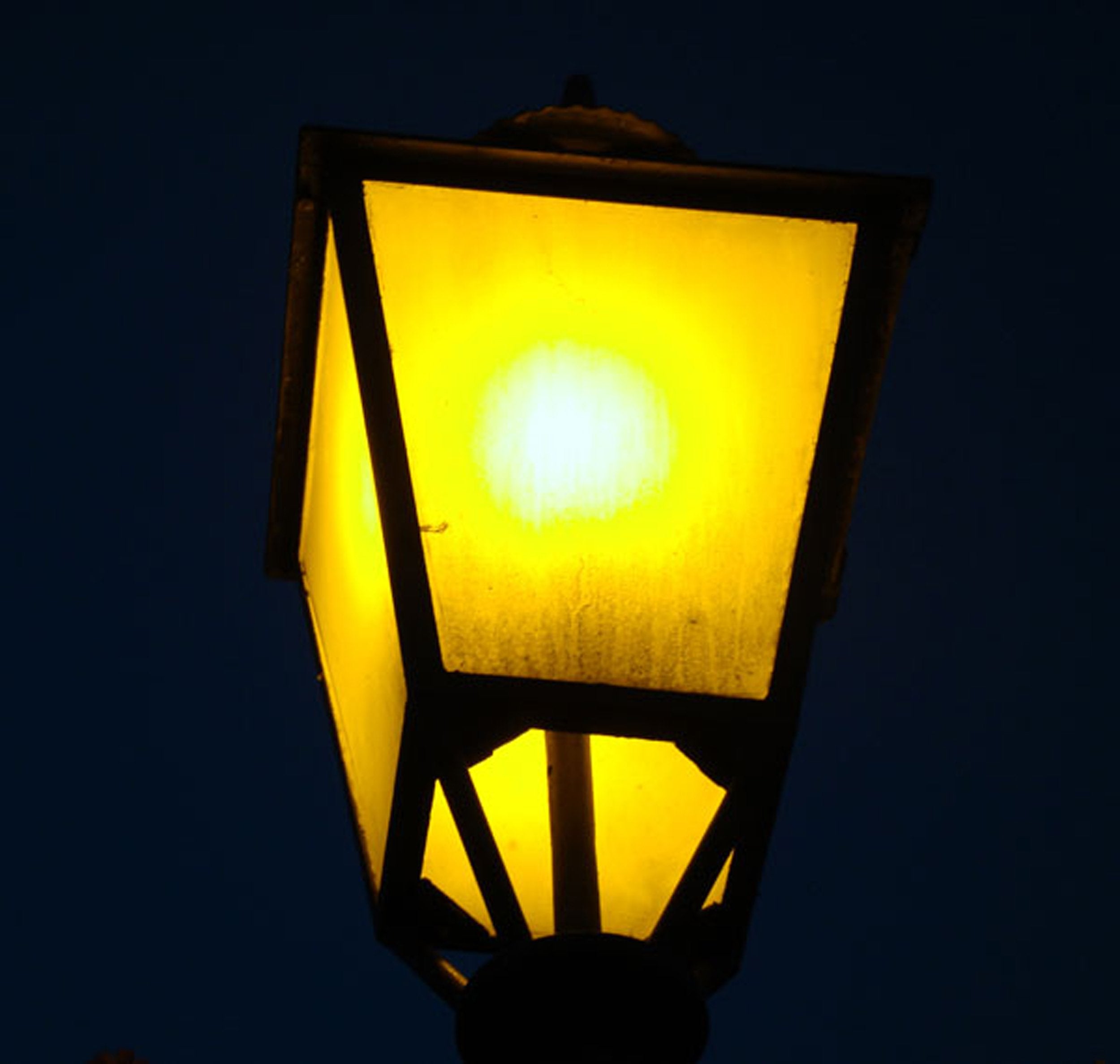 Miracleled Bug Light Bulb, Yellow, Replaces Energy Sucking Old 50 And 60 Watt Bug Lights On Your Porch And Patio With Amazing Me