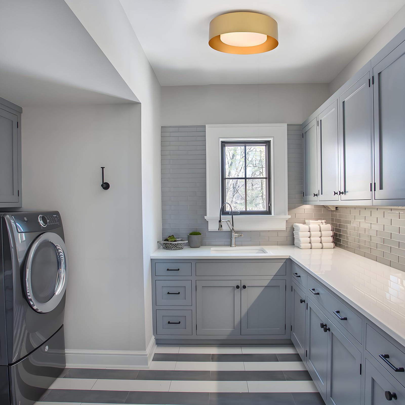 Mivenda Modern Flush Mount Ceiling Light Minimalist Close To Ceiling Lighting Fixture Gold Circular Ceiling Lamp For Bedroom Dining Room Entry Hallway Balcony  Bathroom (12.5