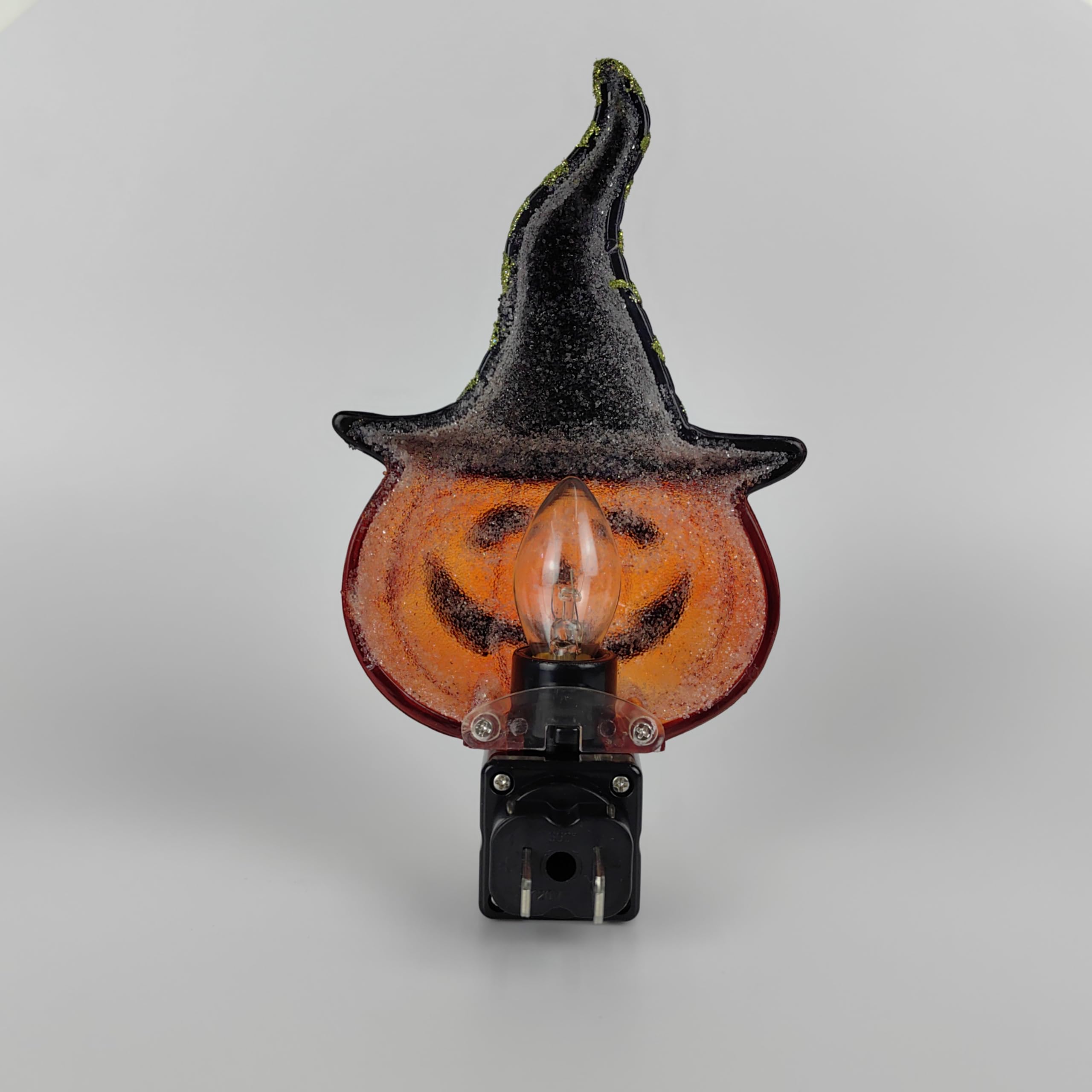 Huazhqing Halloween Pumpkin Night Light Plug Into Wall With On Off Switch C7 Bulb, Nite Lights Plug In Home Decoration Lighting Wall Night Light For Any Room-Bedroom Bathroom Kitchen Hallway Classroom
