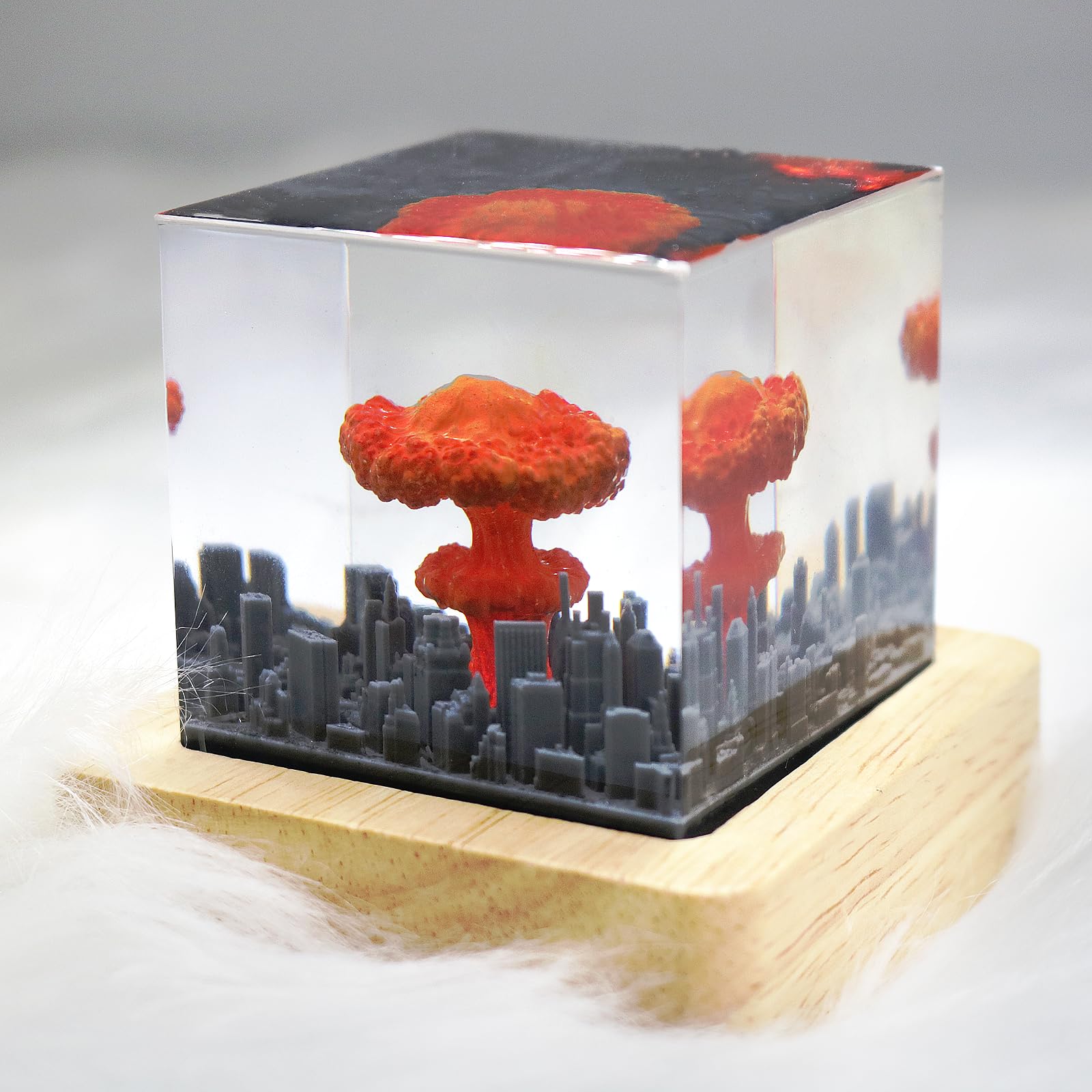 Mushroom Cloud Nuclear Blast Lamp Ornament, Atomic Bomb Model Atmospheric Lamp, Epoxy Resin Night Light, Bedroom Living Room Decor, Suitable For The Holidays