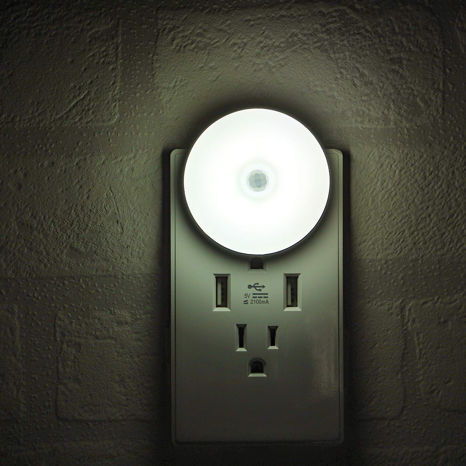 myCozyLite LED Motion Sensor Night Light, 2 Pack, Energy Efficient, Daylight White, Plug-in, for Bathroom, Bedroom, Kitchen, Hallway