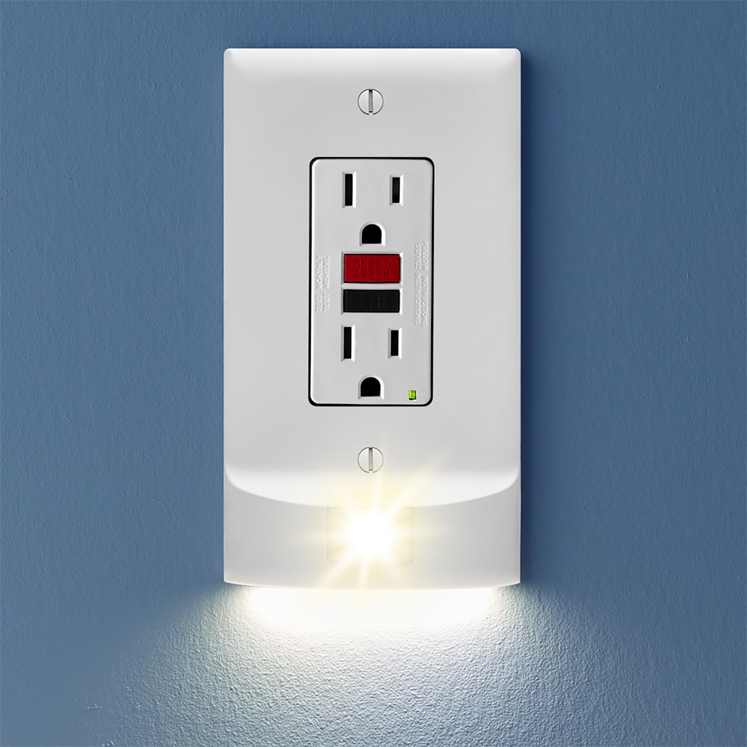 1 Pack - SnapPower StormLight Power Failure Night Light Outlet Cover - Dusk-to-Dawn Sensor LED Light - Up to 6 Hour Battery Back