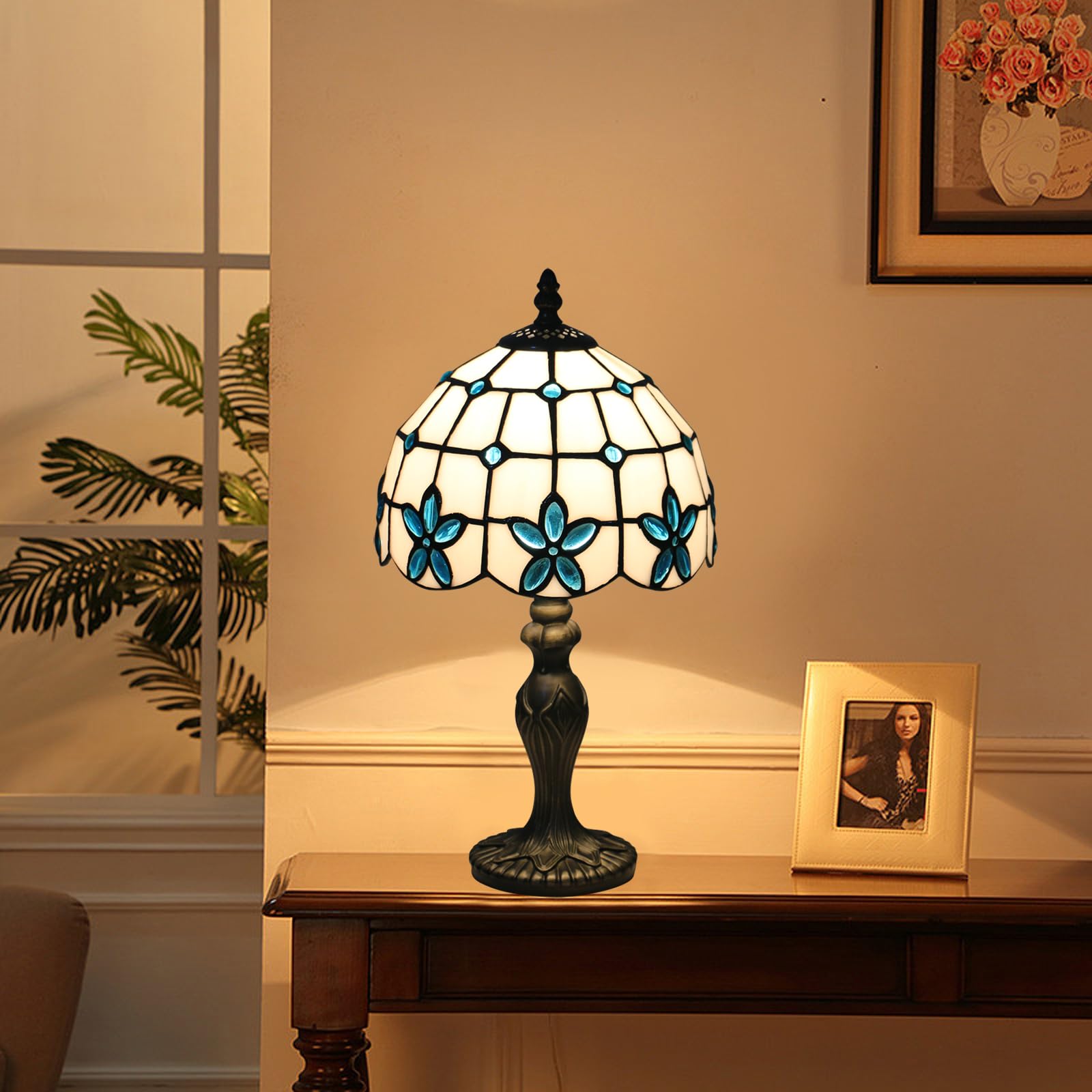 Tuomoxte Tiffany Style Table Lamp, 8 Inch Stained Glass Lamp, Small Antique Table Lamp, Bedside Lamp, For Nightstand Bedroom Liv