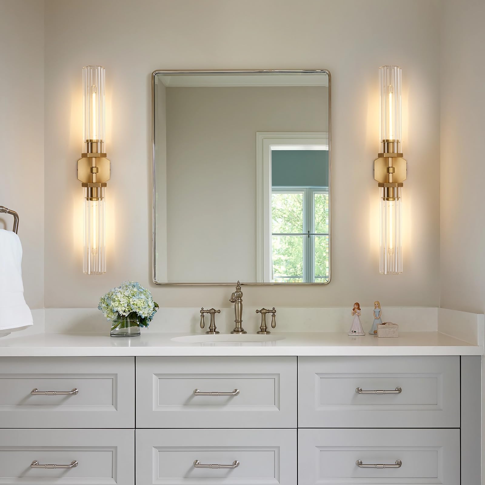 Gold Crystal Bathroom Wall Sconce Light Fixture Modern Bathroom Vanity Light 28.5In Brass Sconces Wall Lighting Linear Indoor Wall Sconce Light For Bedroom Hallway Staircase Living Room Dining Room