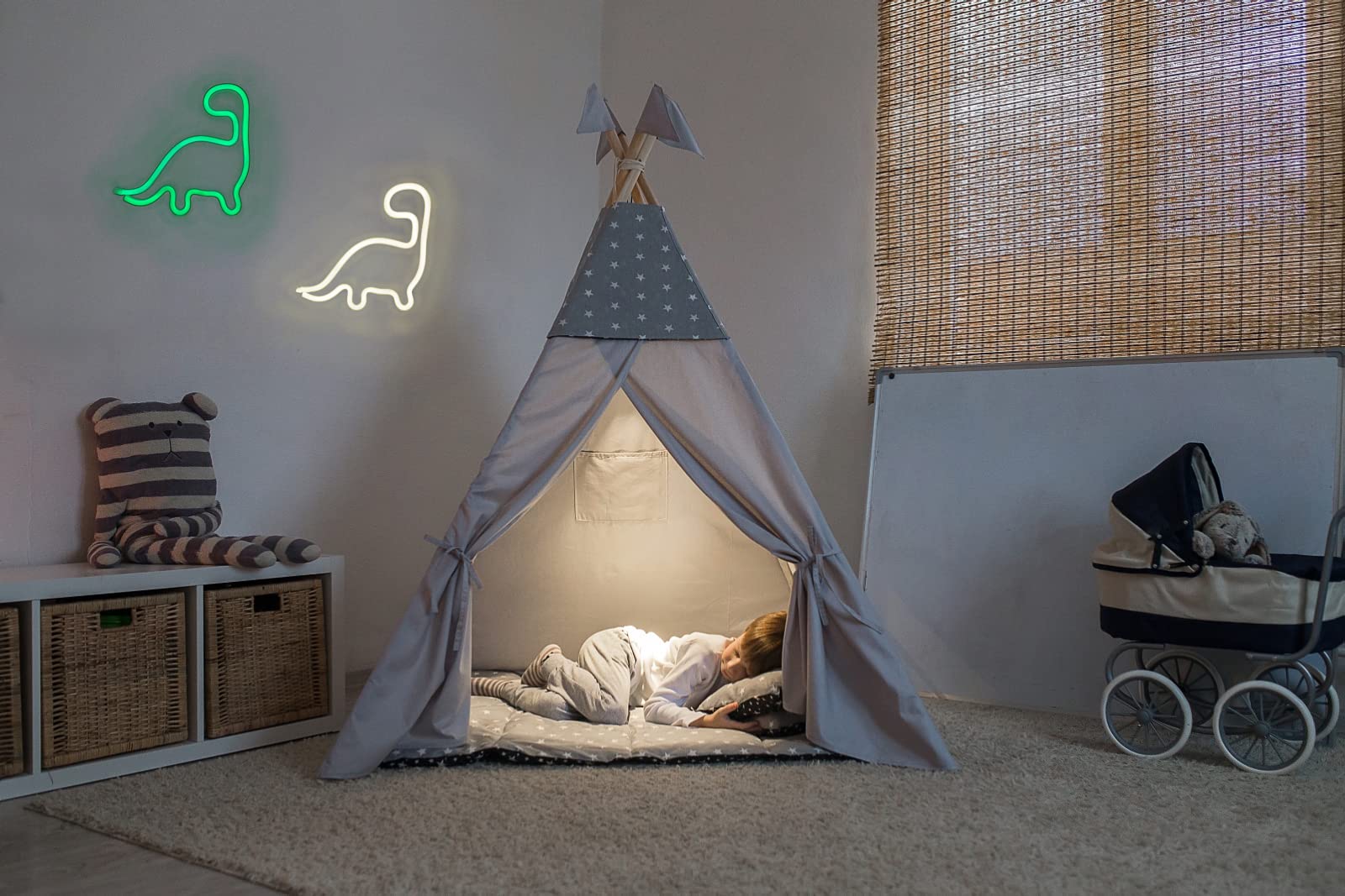 X W EI UNION Dinosaur Neon Sign LED Light - Green Acrylic Wall Decoration, Cute Night Light for Kids, Birthday Party Aesthetic Decor