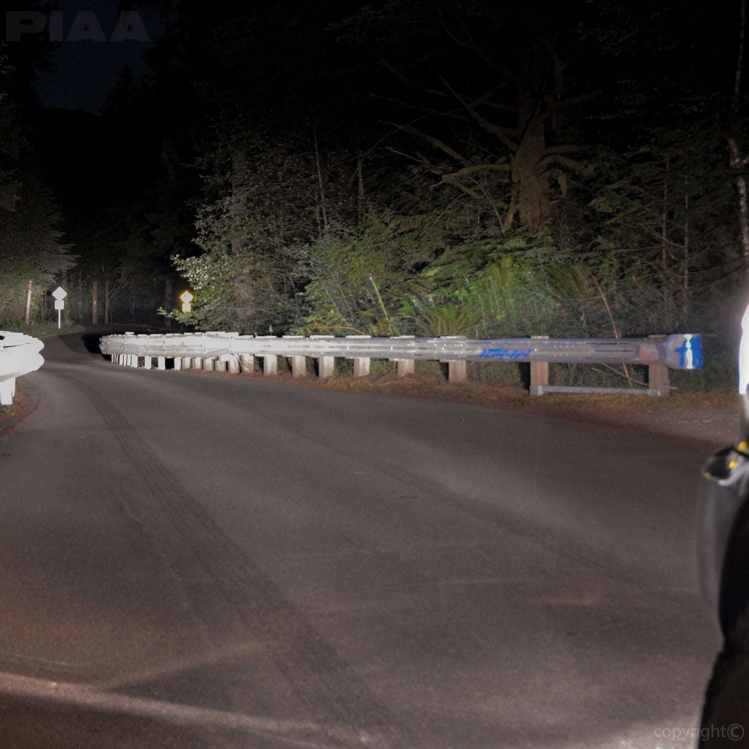 Piaa 18235 H8 Xtreme White Plus High Performance Halogen Bulb, (Pack of 2)