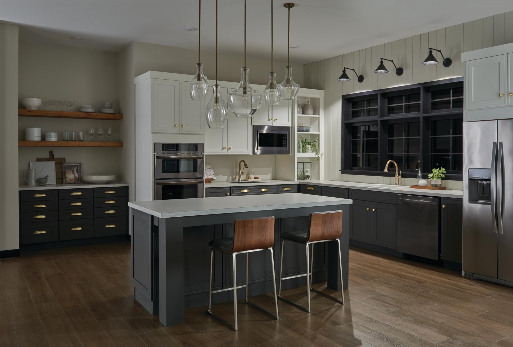 Everly 15.25 1-Light Bell Pendant With Clear Seeded Glass In Brushed Natural Brass, For A Kitchen Island, Dining Nook, Or Home B