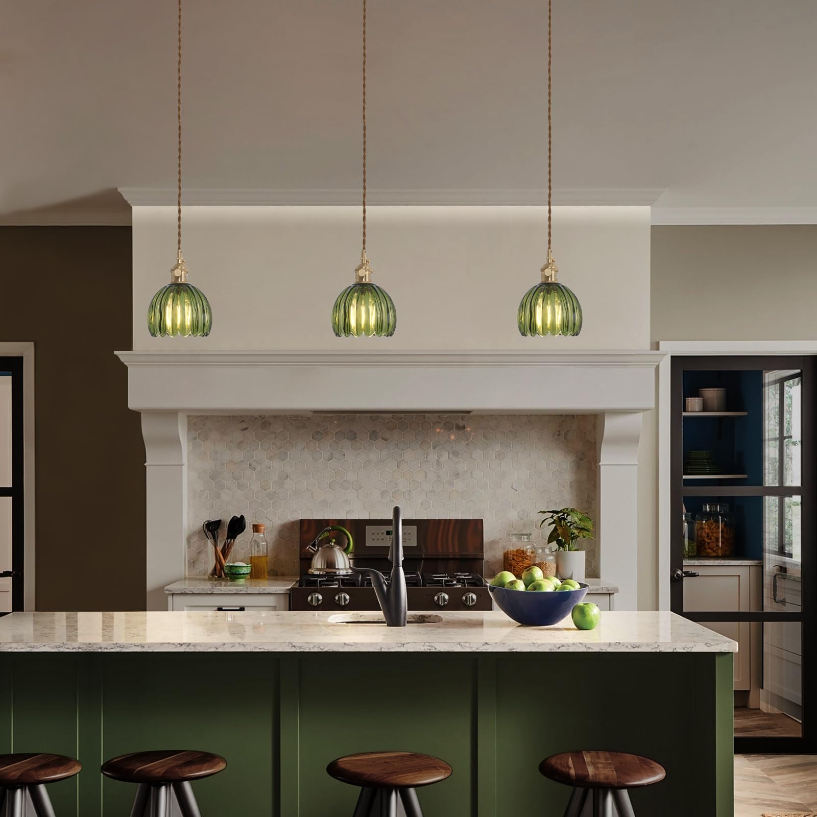 Shenmoyl Mini Pendant Light With Green Tulip Glass Lmapshade, Brass Vintage Pendant Light Adjustable Hanging Light For Kitchen I