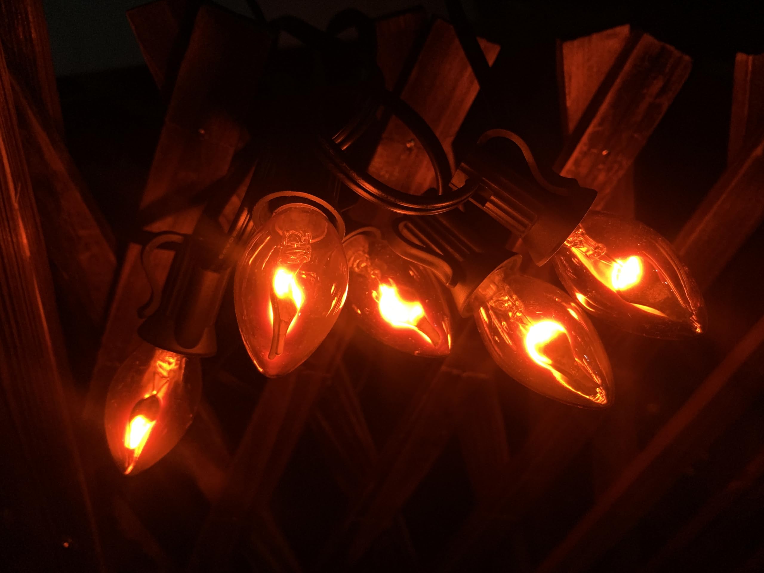 Bokoiuu C7/E12 Base Christmas Flicker Flame Bulbs, 25 Pack C7 Clear Flame Replacement Bulbs, C7 Christmas Light Bulbs For Home P
