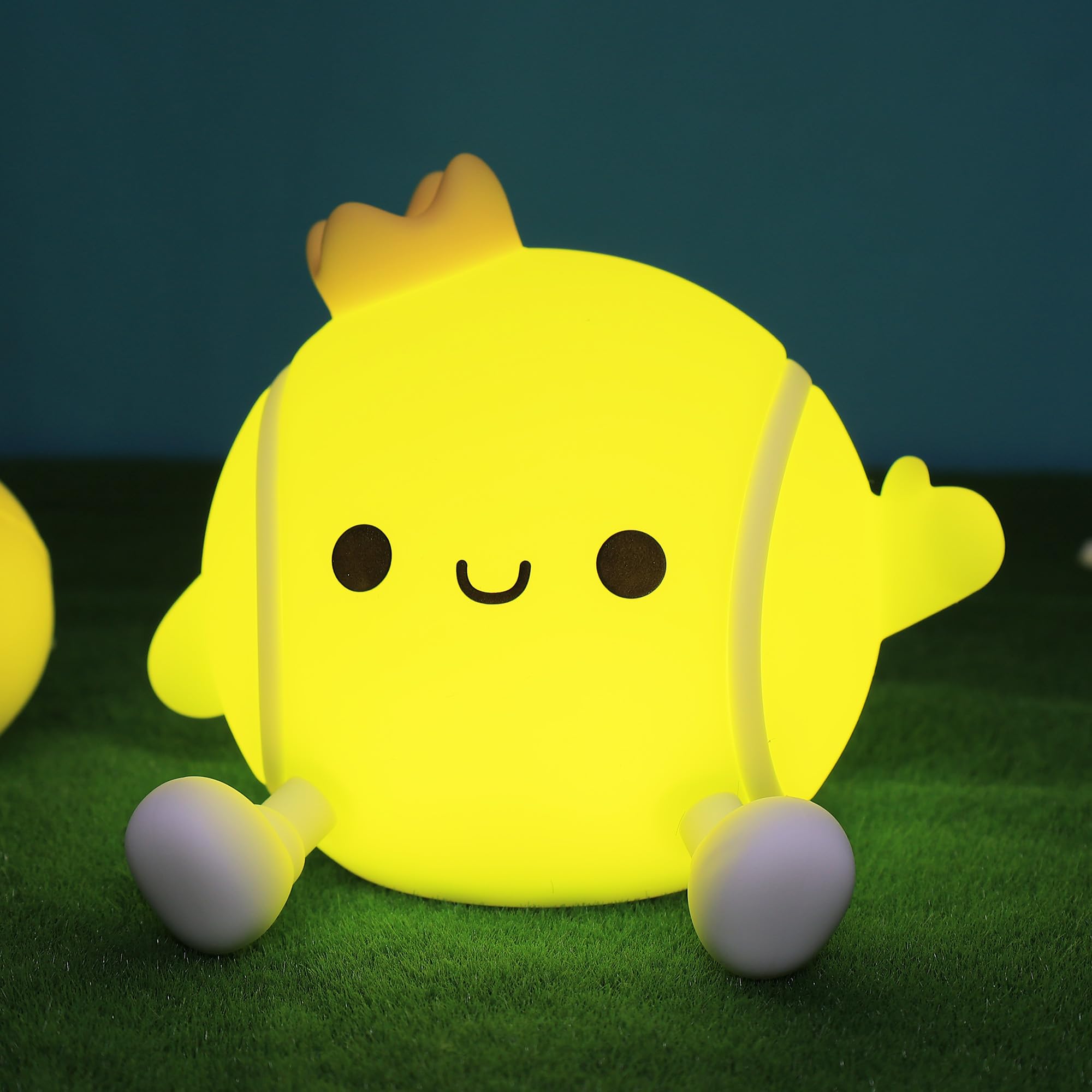 YuanDian Tennis Gifts, Soft Glow Silicone Tennis Ball Night Light - Sports Decor for Toddlers, Kids Bedrooms & Man Caves - Birth