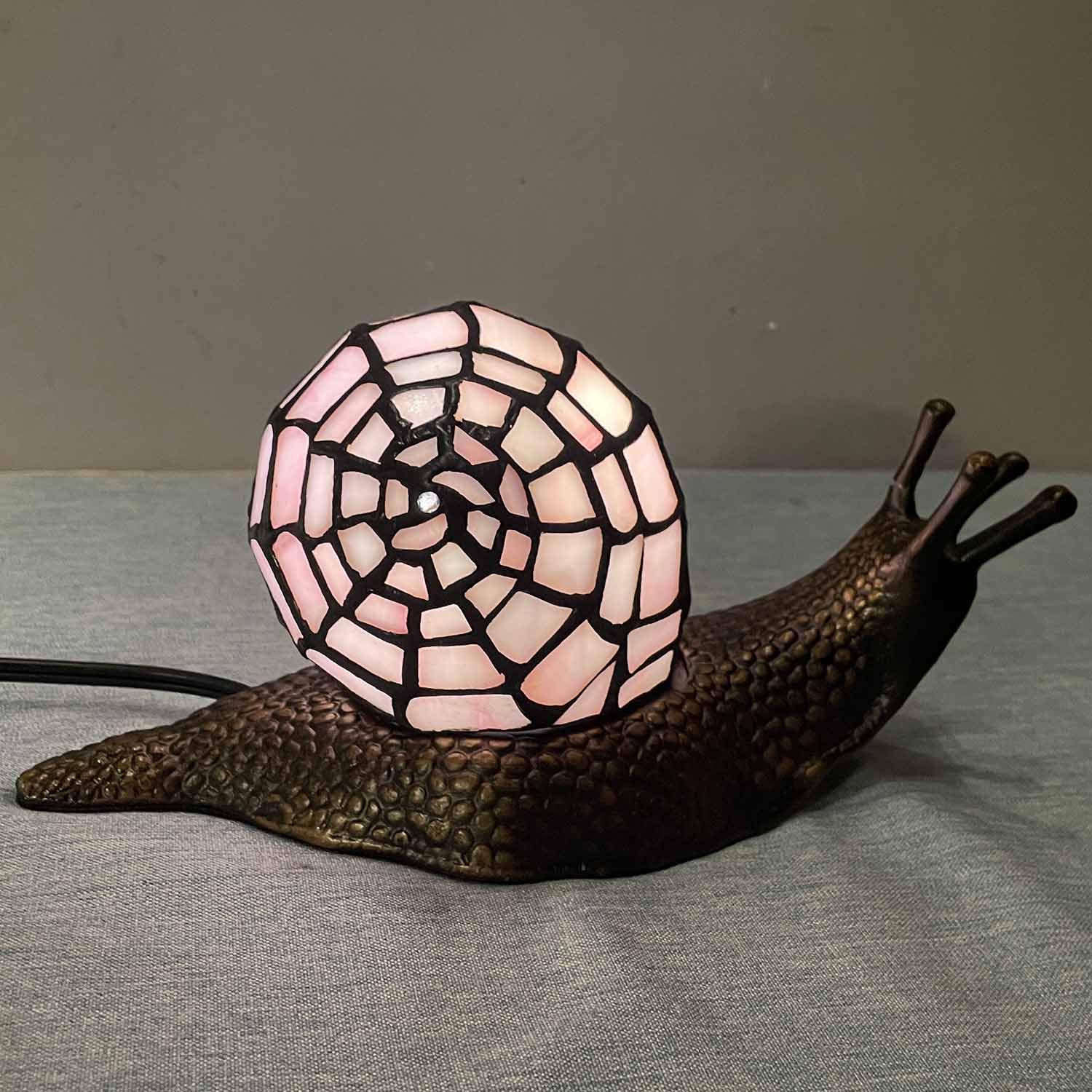 Bieye Tiffany Style Stained Glass Accent Table Lamp, Pink, 10" D x 5" W x 5" H, Model L10962, Home Decor