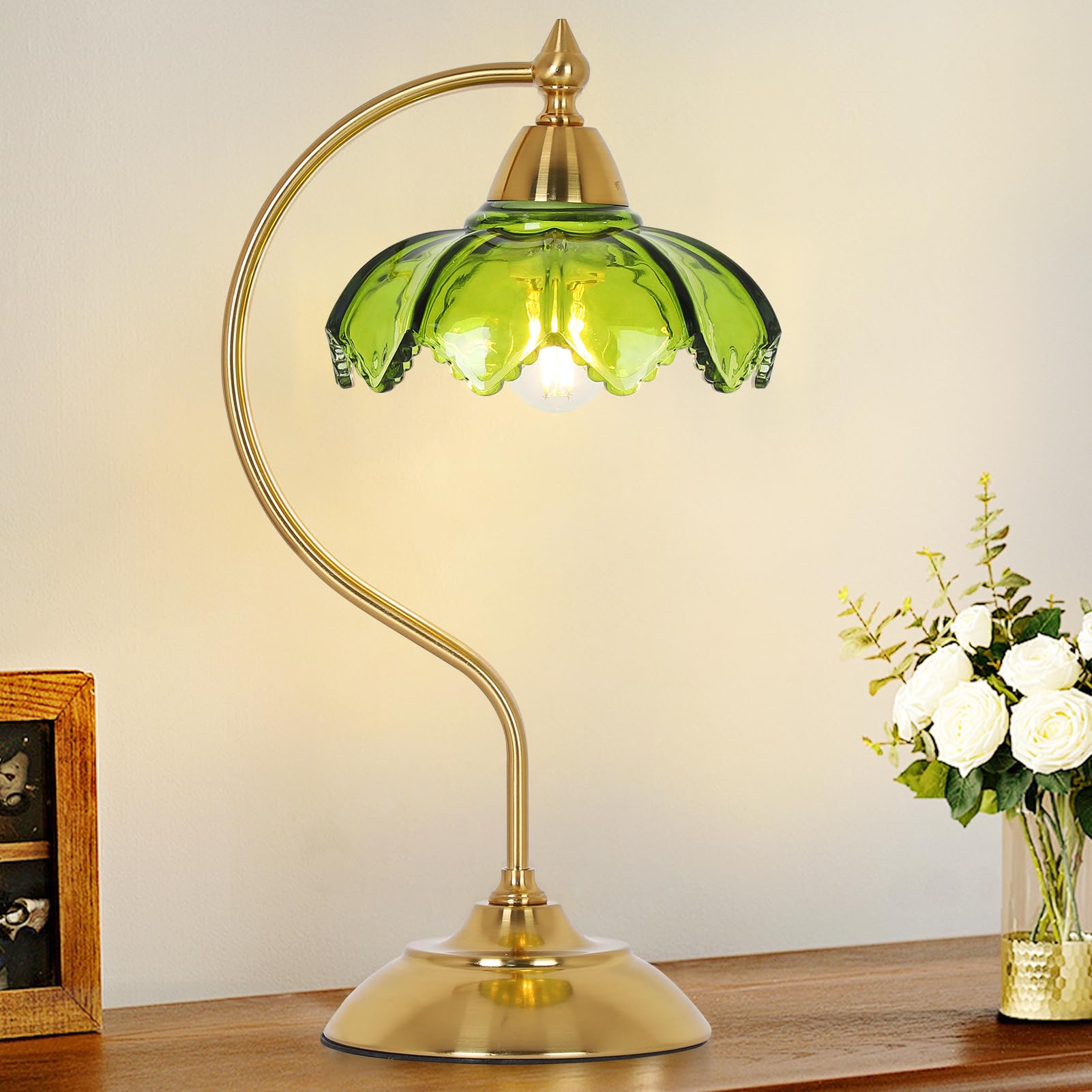 Artmooy Glass Table Lamp, Vintage Flower Design, Metal, 6.3inD x 6.3inW x 16.5inH, Gold & Green, Model 250307A1