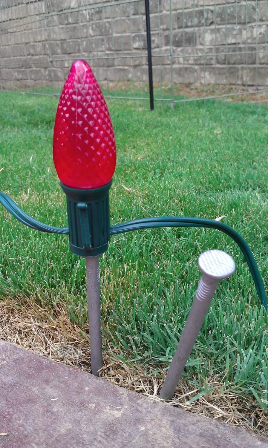 HLO Lighting Magnetic Christmas Light Stringer, E12 Magnetic Sockets, 500ft SPT-1 Wire, C7 Green, Model 1490379