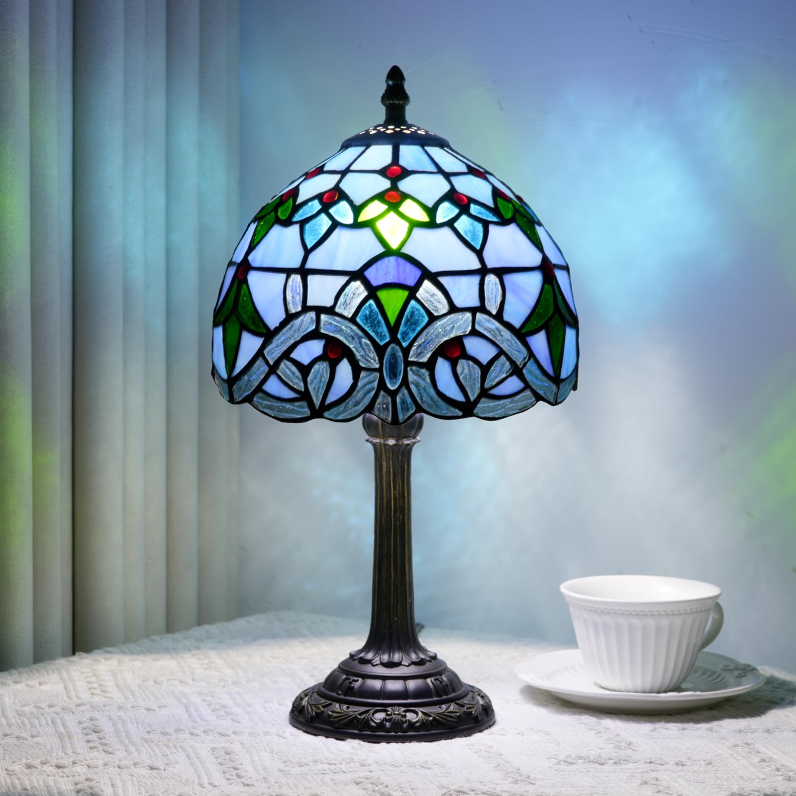 TIFLRIS Vintage Blue Baroque Style Tiffany Style Stained Glass Small Table Lamp Creative and Unique Bedroom Bedside Table Lamp L