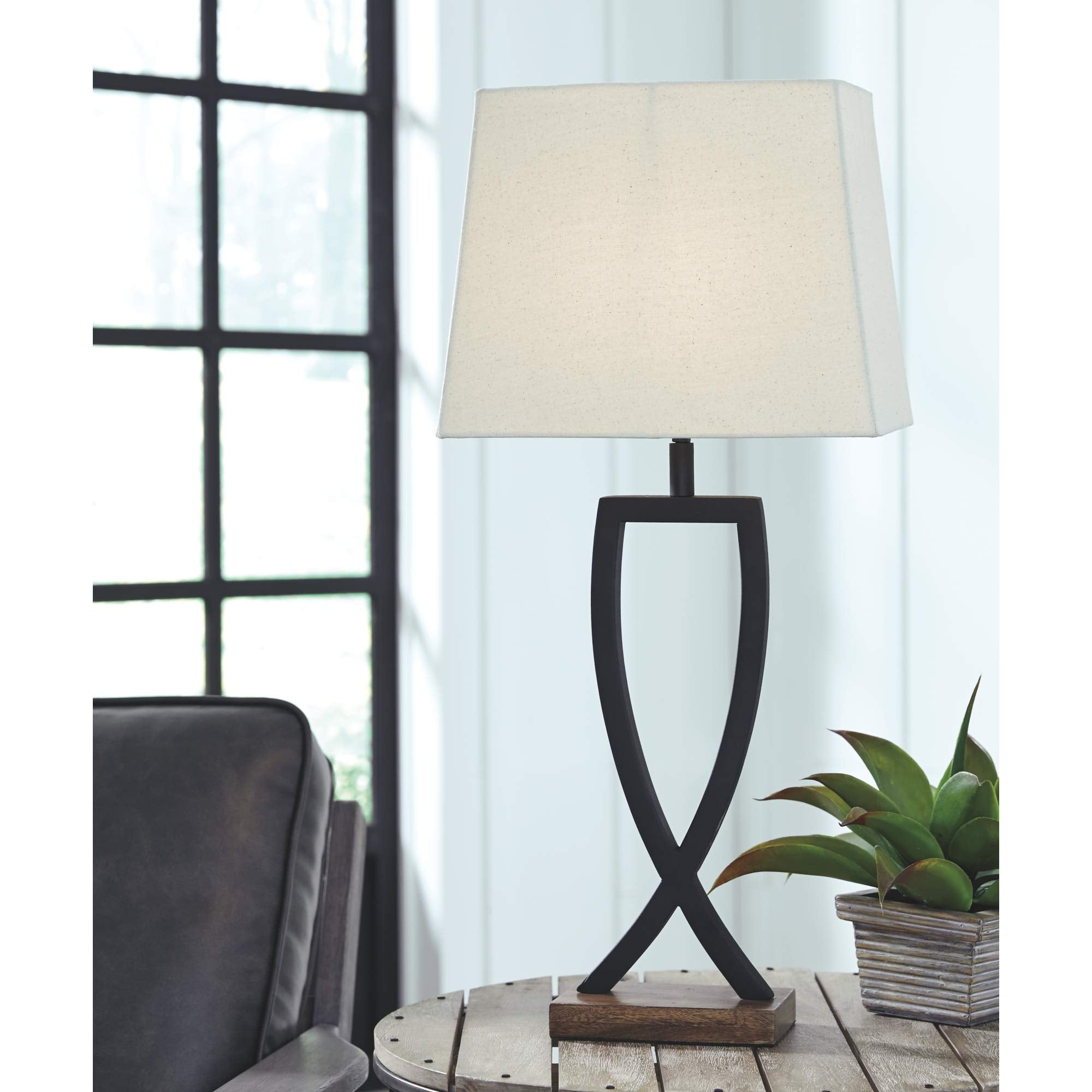 Signature Design by Ashley Makara Table Lamp, Metal, Black/Brown, Model L204174