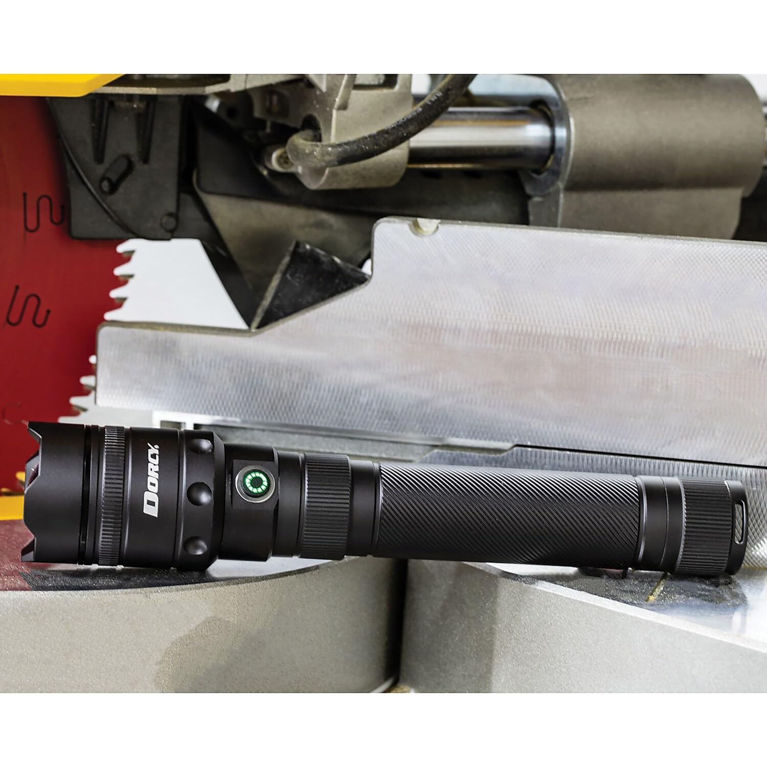 Dorcy 41-2611 4,000-Lumen Pro Water-Resistant Aluminum Led Rechargeable Flashlight With Built-In Power Bank,Gray