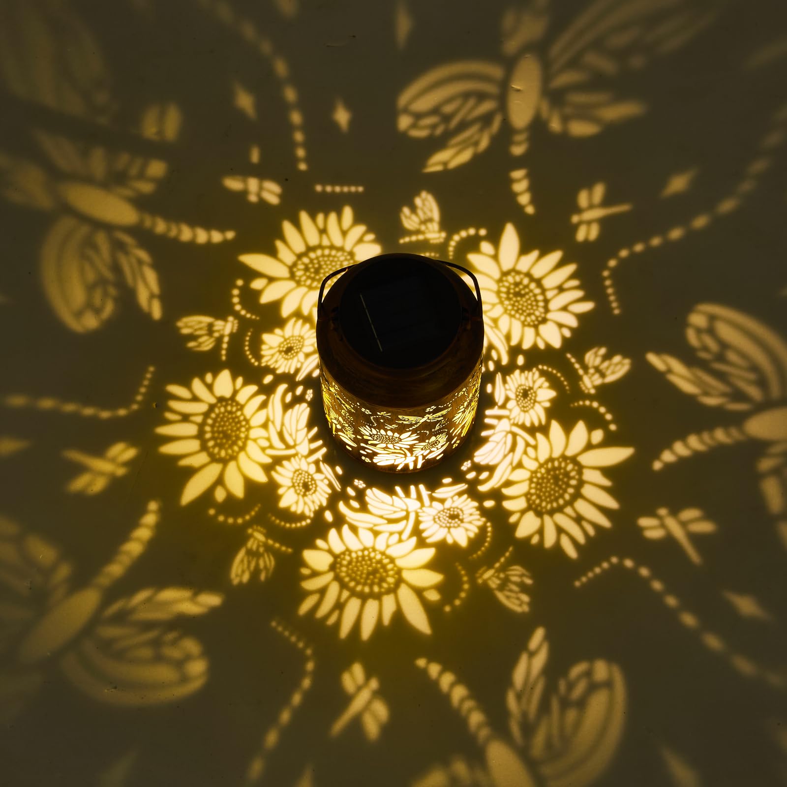 Sunflower Solar Lantern  Chrismas Gifts  Outdoor Waterproof Led Decorative Garden Lights For Lawn  Landscape  Patio  Porch Hanging Solar Lights For Women  Ladies  Mom  Grandma