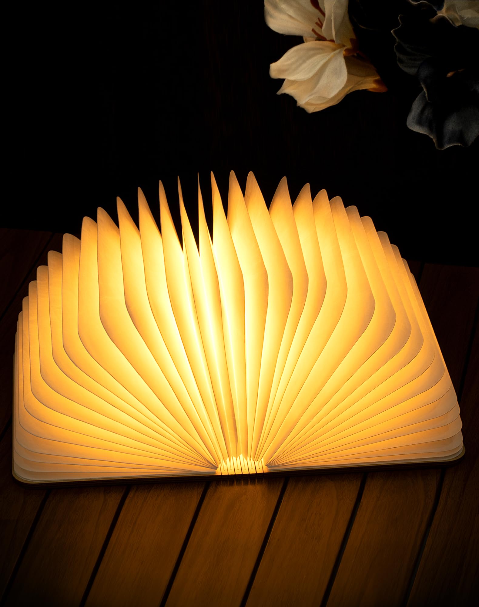 ZBOLE 8.3 Inch Wooden Book Lamp, 3 Colors Folding Book Light, Battery Operated Lamp, LED Ambient Lighting, Magnetic Mood Lightin