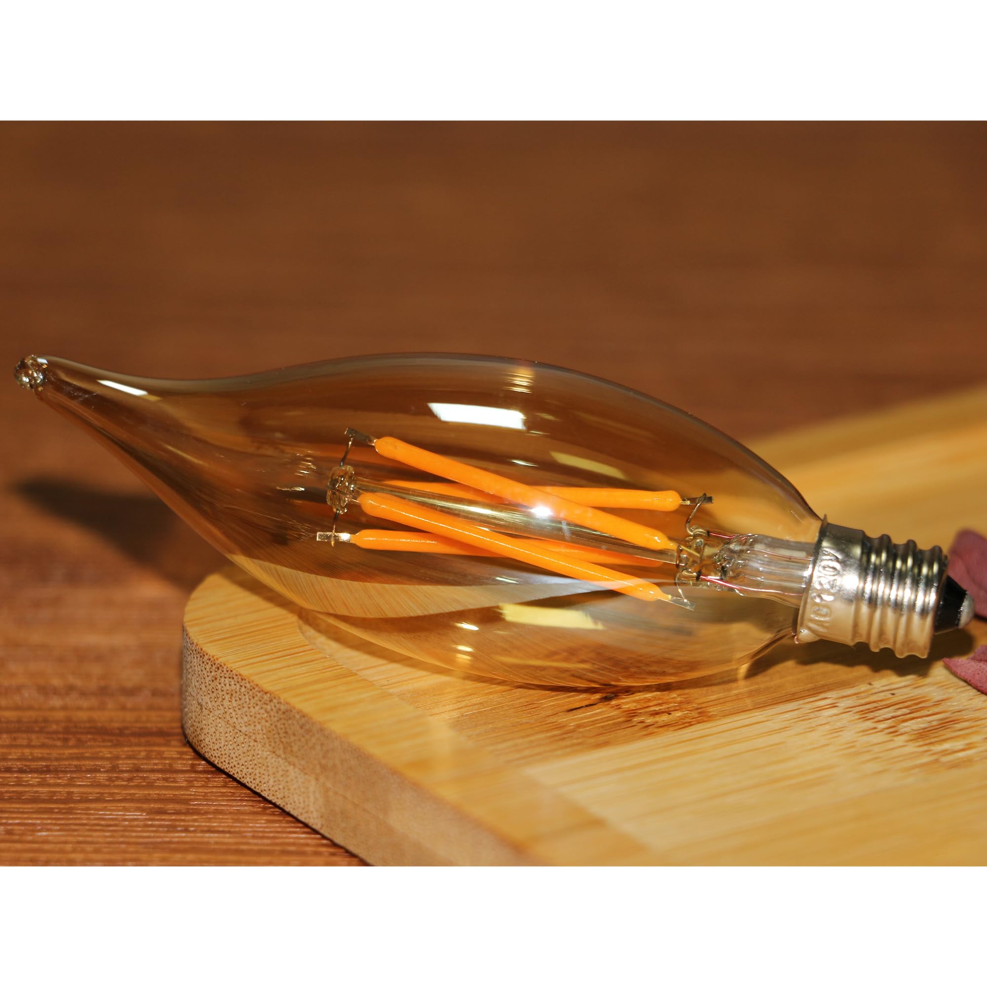 Fannis 12 Pack C32 Flame Tip Filament Led Bulb, 4W Equals 25W 40W Soft Warm Light, E12 Candelabra Base Edison Bulb, Amber Glass