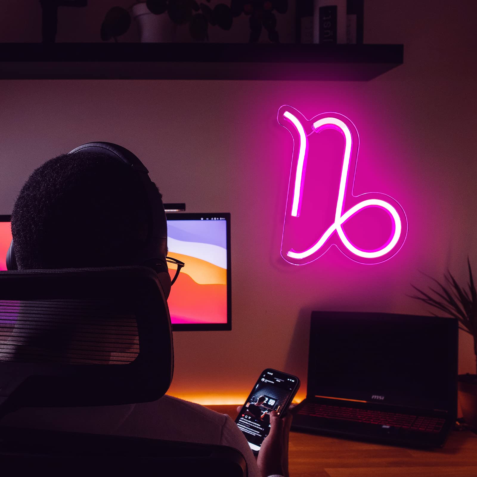 BerniceKelly Zodiac Horoscope Neon Sign, Capricorn LED Wall Decor, 11inL x 1inW, Astrology Light for Kids Room and Birthday Party