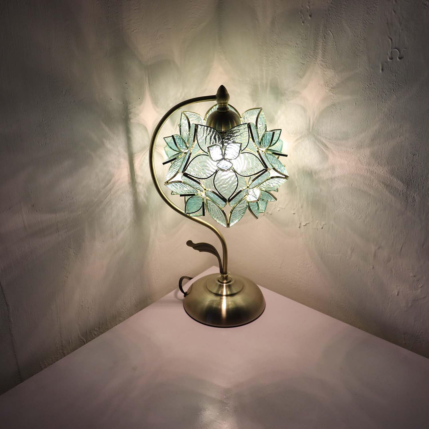 Bieye L10960 Tiffany Style Stained Glass Flower Petal Table Lamp With Brass Base For Home D  Cor (Light Blue, 8'' Rose Lily)
