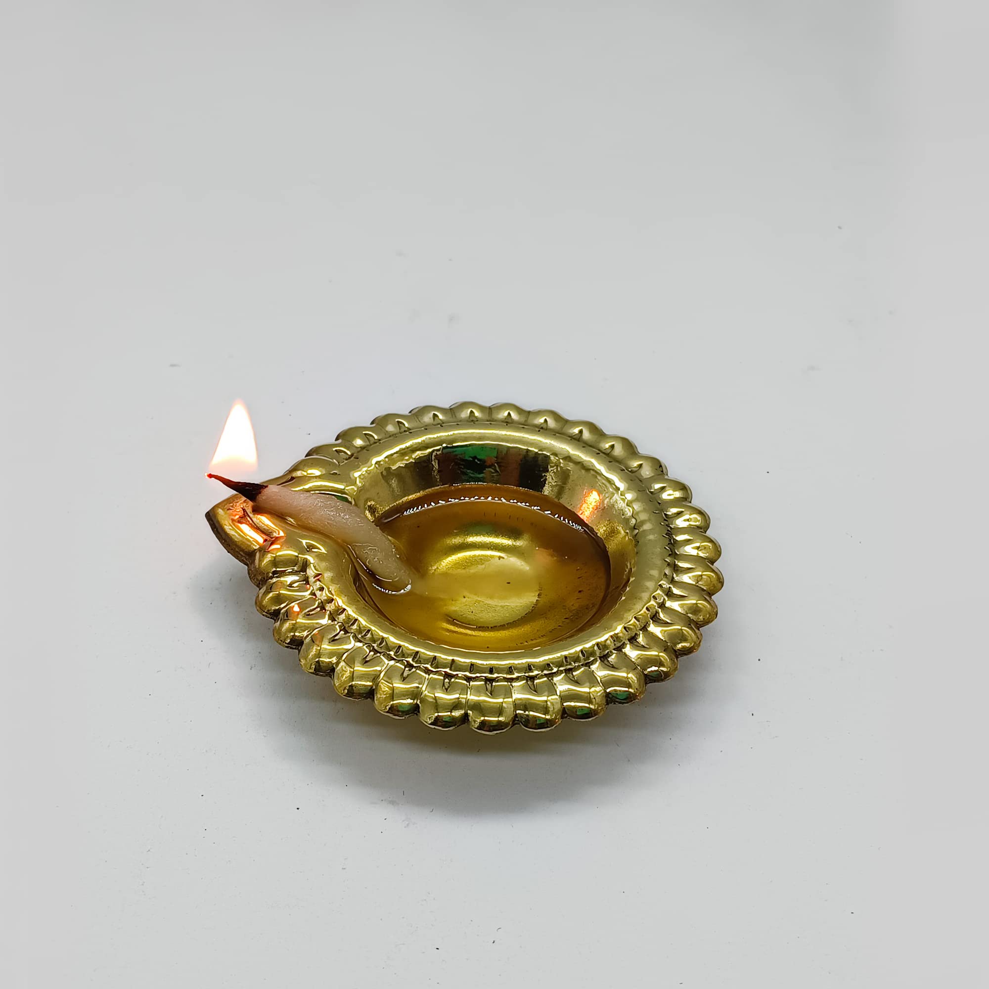 Vintageware BRASS DIYA for Puja Arti in Home and Office || Diwali Lights for Decoration || PACK of 6, Small