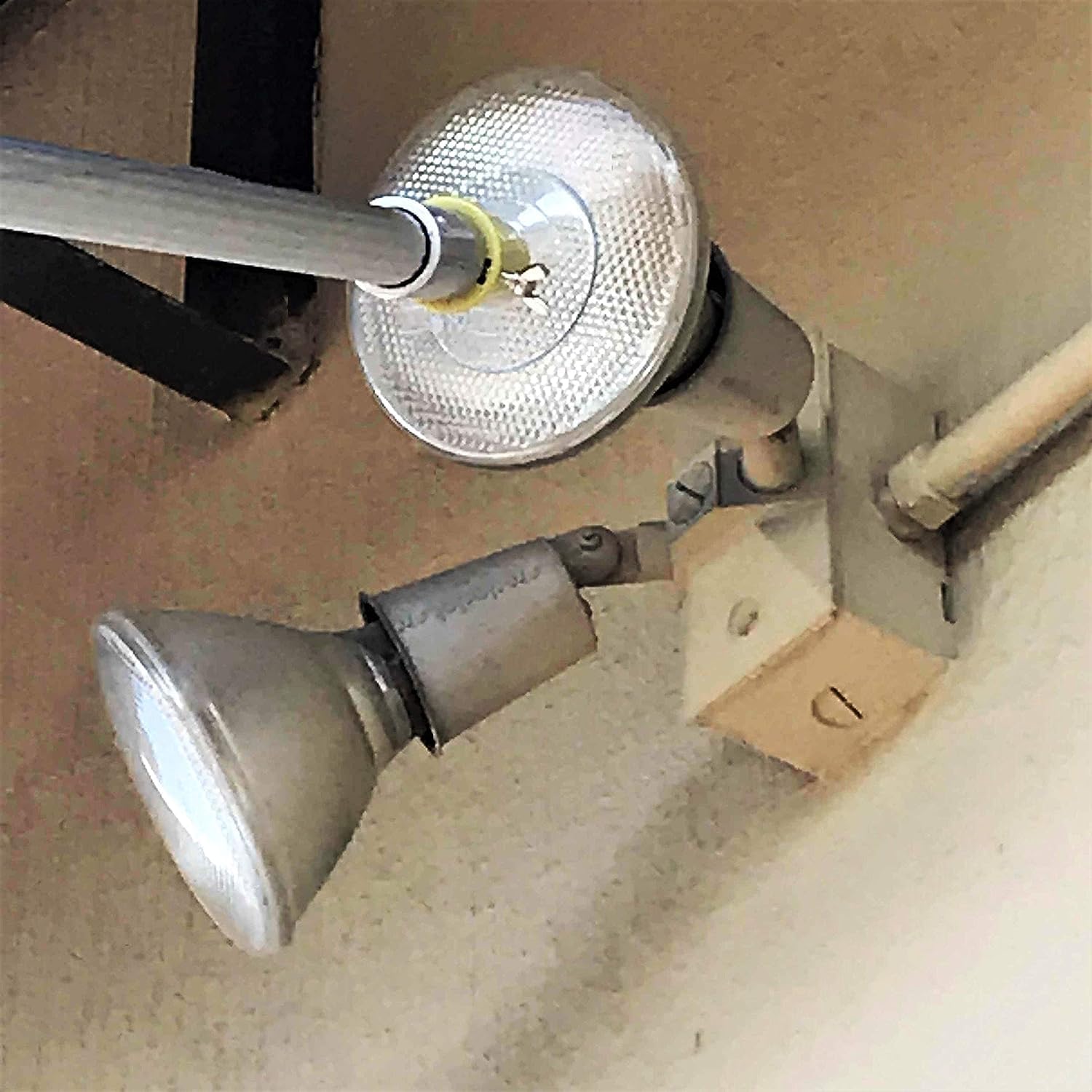 DOCAZOO Light Bulb Changer for High Ceilings - Heavy Duty Suction Cup Attachment, Head Only, Transparent