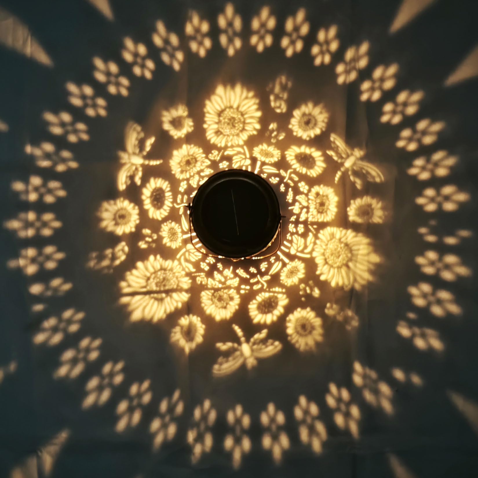 Solar Lanterns Sunflower Dragonfly Butterfly Lights Outdoor Decor Hanging Lantern Waterproof Metal Led Garden Decor Decorative,Y